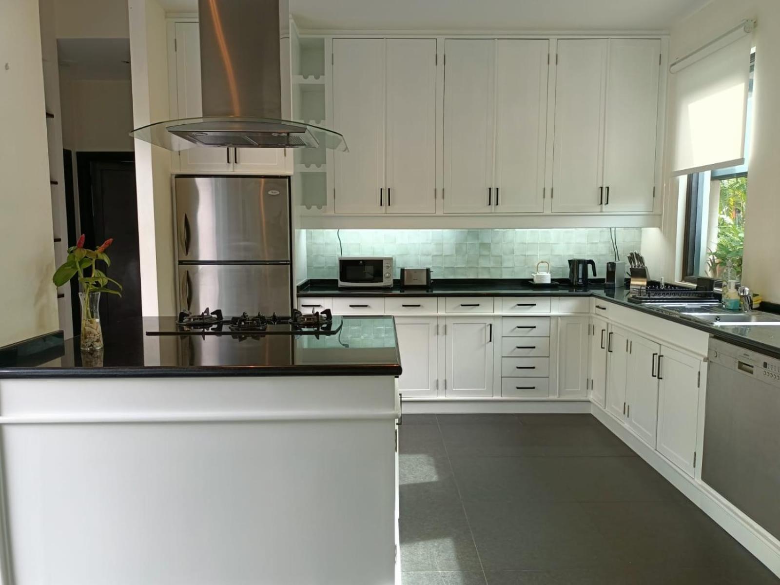 Villa Beautiful Walking Distance From Bangtao Bang Tao Beach (Phuket)