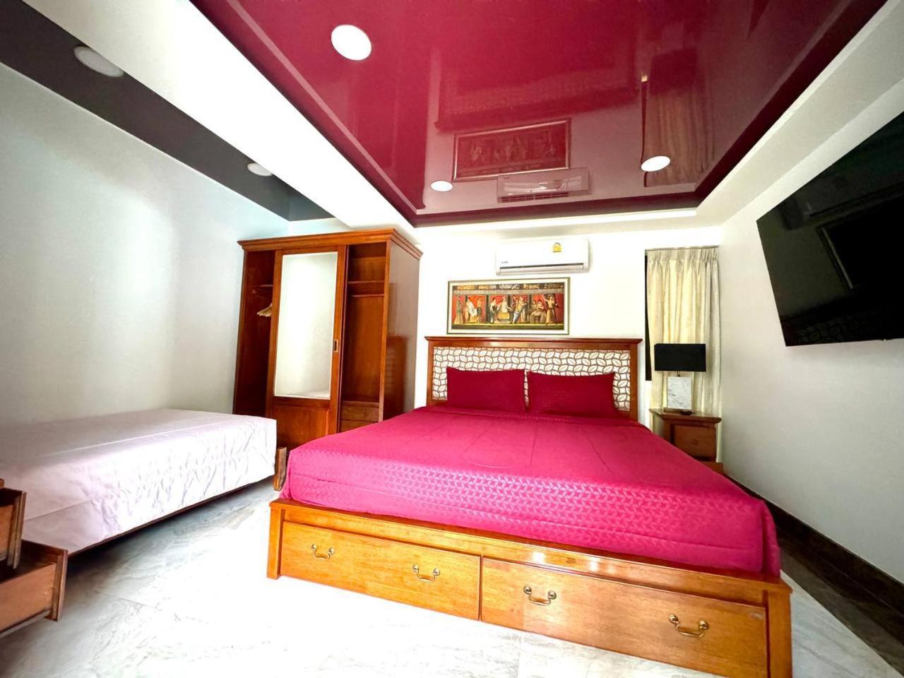 7 Bedrooms Ban Mai Chalae