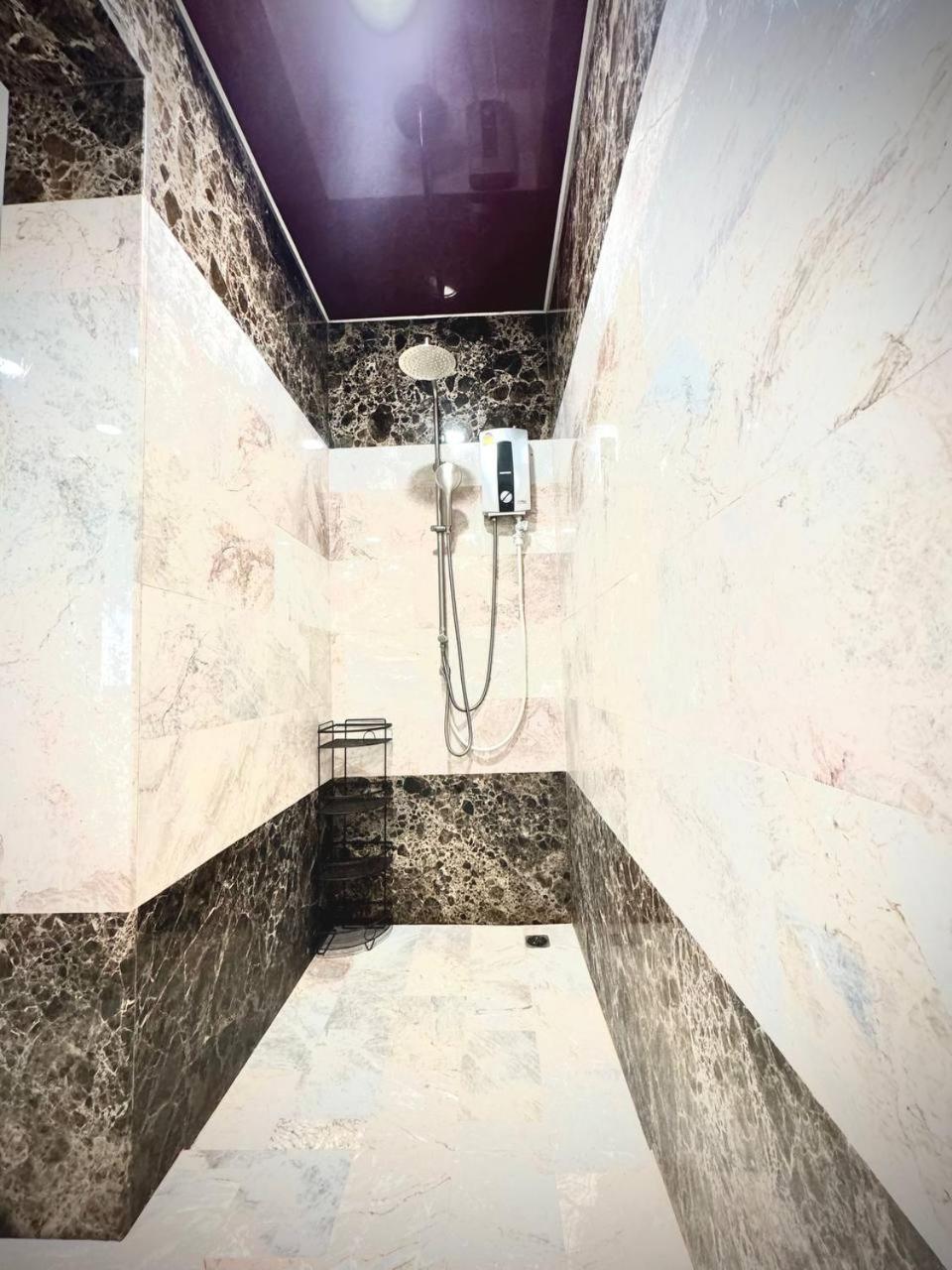 7 Bedrooms Villa Ban Mai Chalae