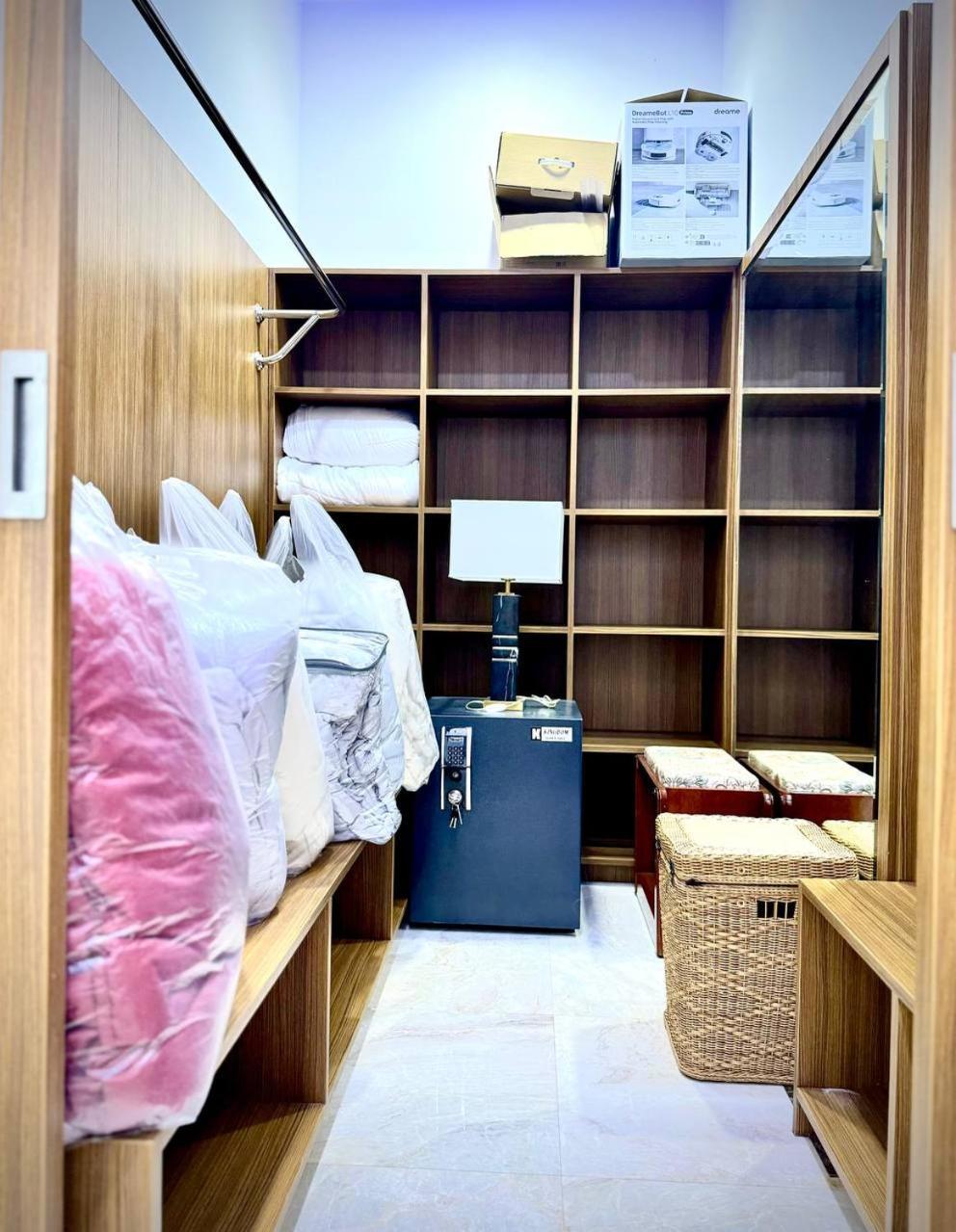 7 Bedrooms * Ban Mai Chalae