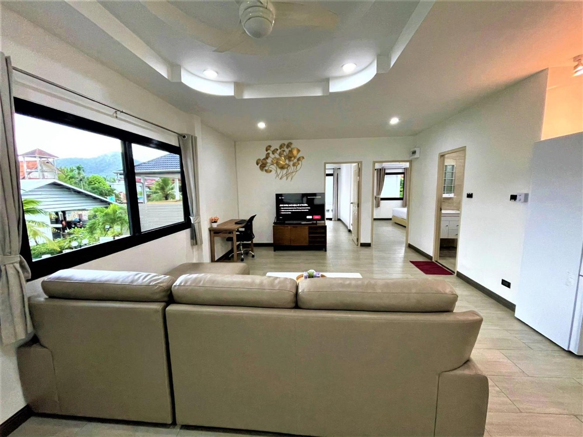 Apartment Fantasy - 2 Bedroom Pool View - *