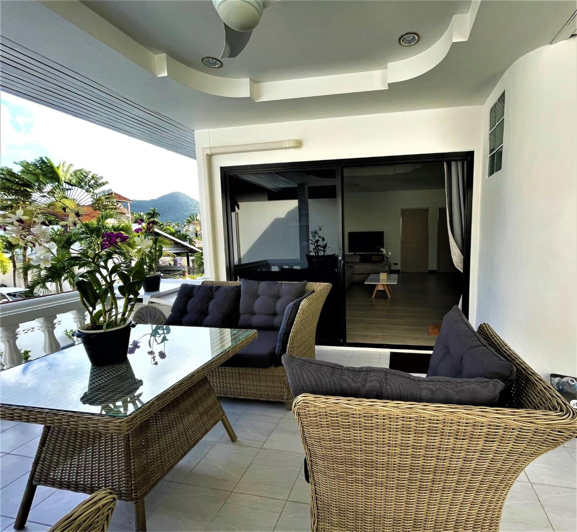 Fantasy - 2 Bedroom Pool View - Apartment