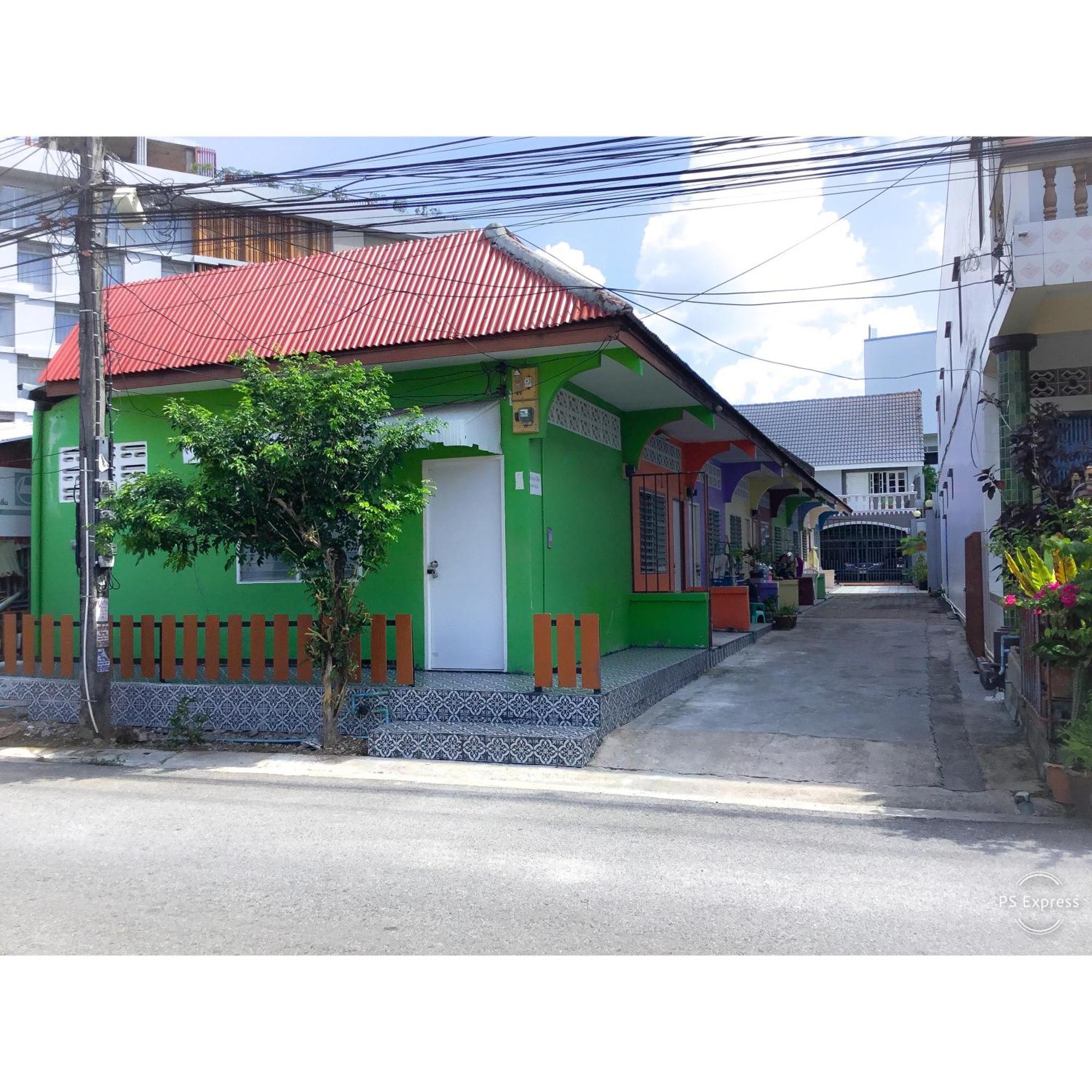 Phuket Town Budget House - Aircon #1 Ban Lo Long