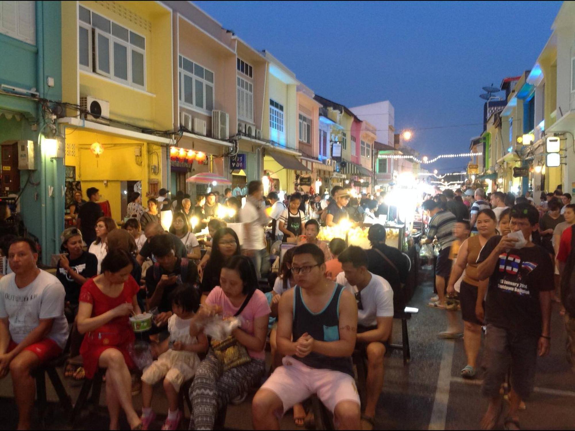 Phuket Town Budget House - Aircon #1 Apartment Ban Lo Long