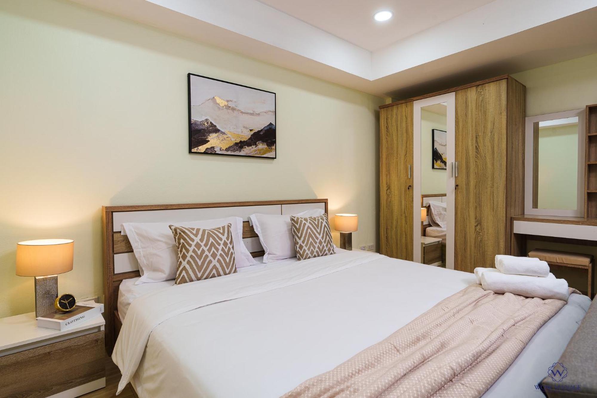 Enjoy Sunset Rainbow Alley - Wow Townhouse At Hill Apartment *