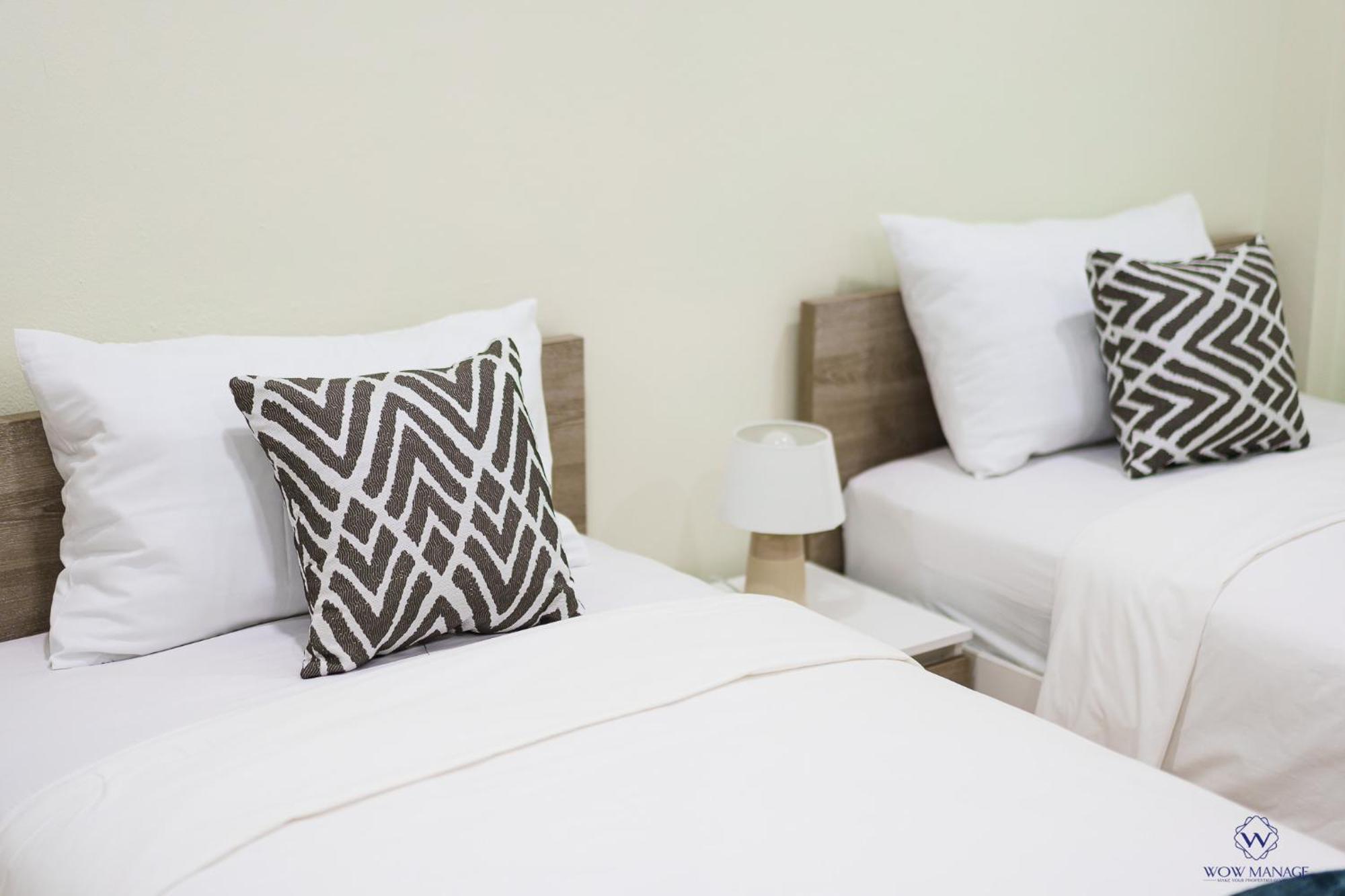 Apartment Enjoy Sunset Rainbow Alley - Wow Townhouse At Hill Patong