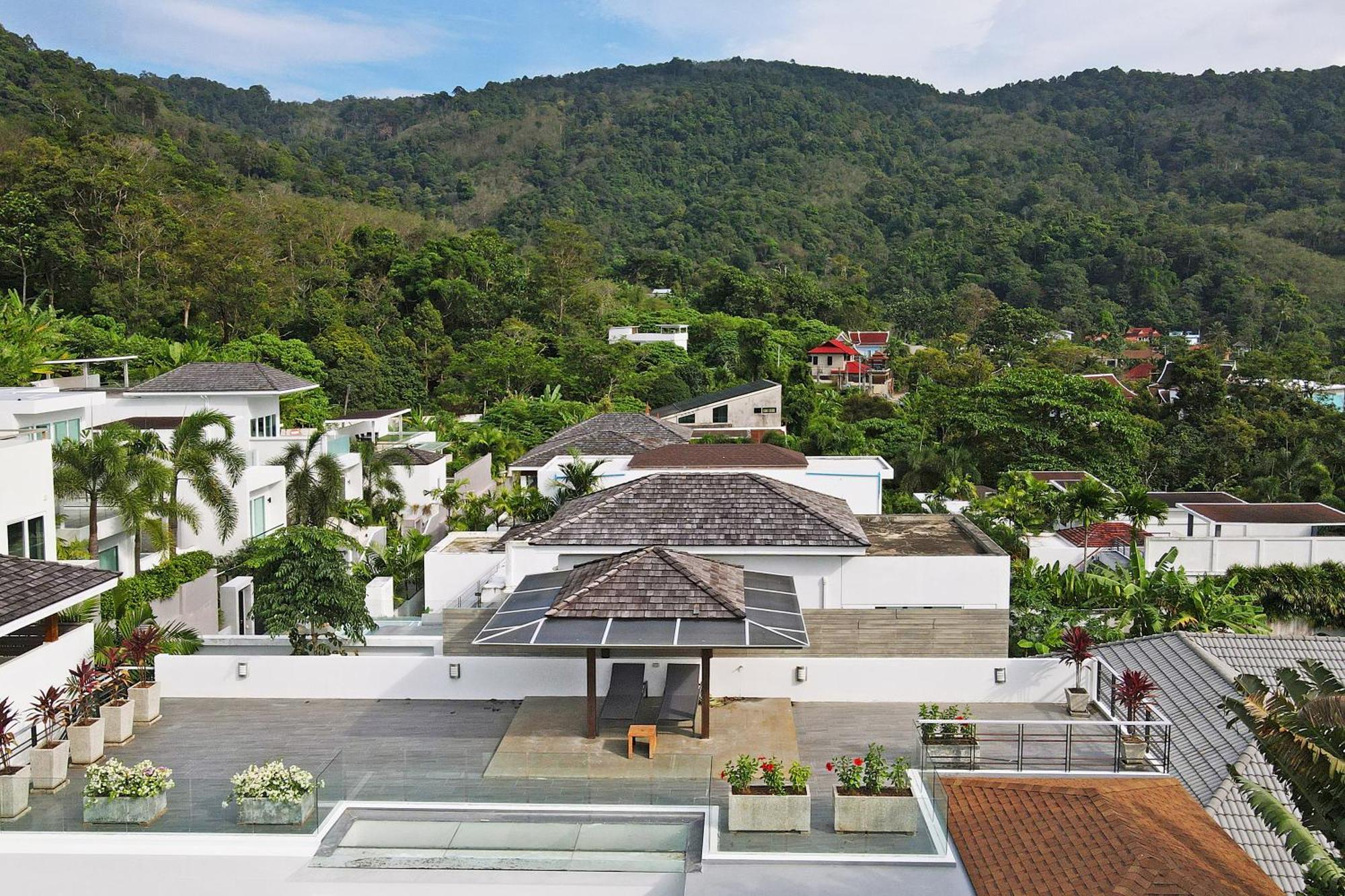 2br Miami-style Pool In Kamala, Janine