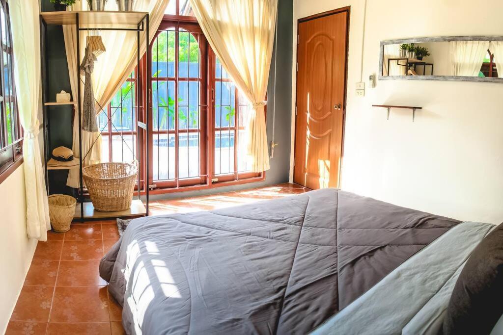 Bangtao Serenity Pool Ban Lum Fuang