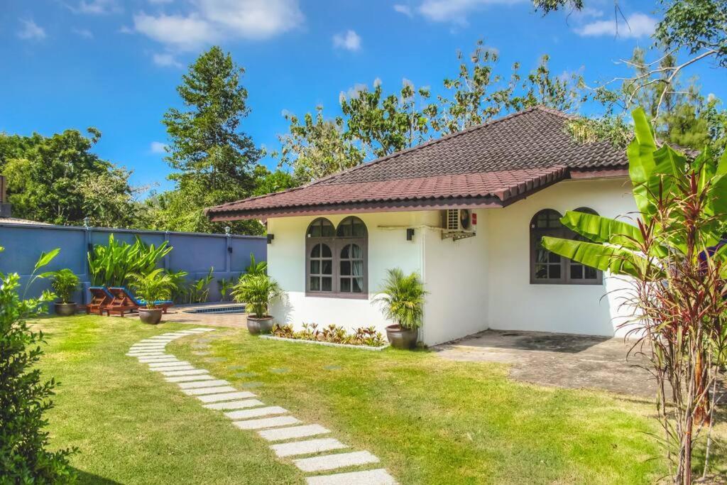Bangtao Serenity Pool Villa *
