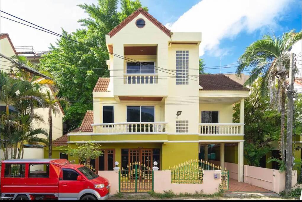 Cozy 4 Bedrooms Patong,7mins. Walk Beach/10mns.bangla Rd Patong