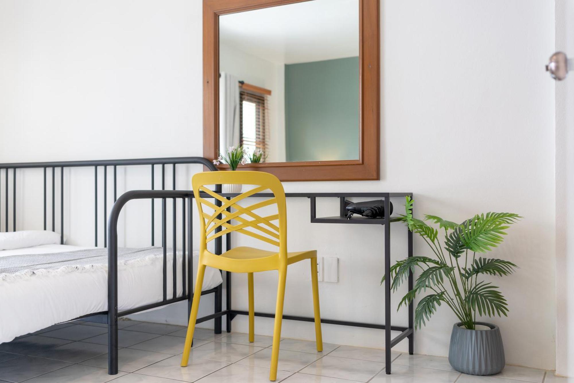 5 Mins Walk Bangla,beach,3br *