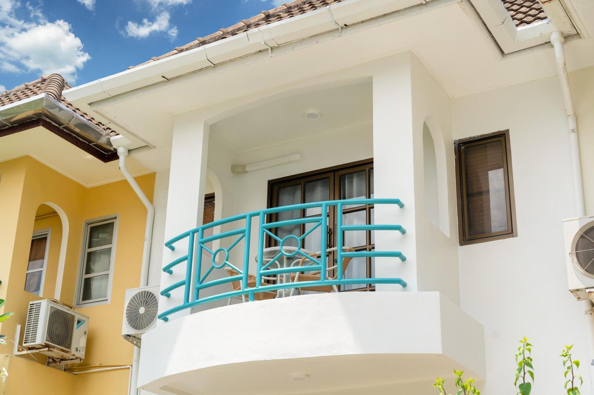 5 Mins Walk Bangla,beach,3br Patong
