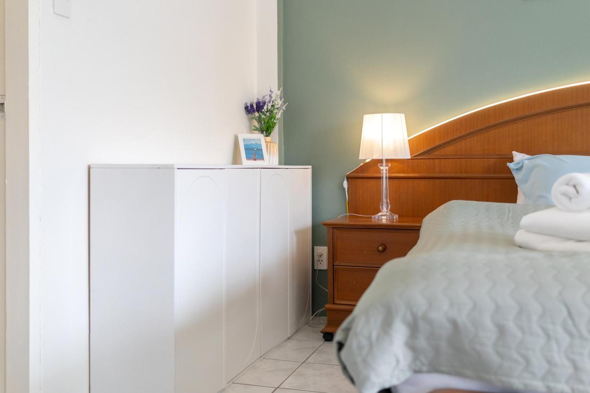 5 Mins Walk Bangla,beach,3br *