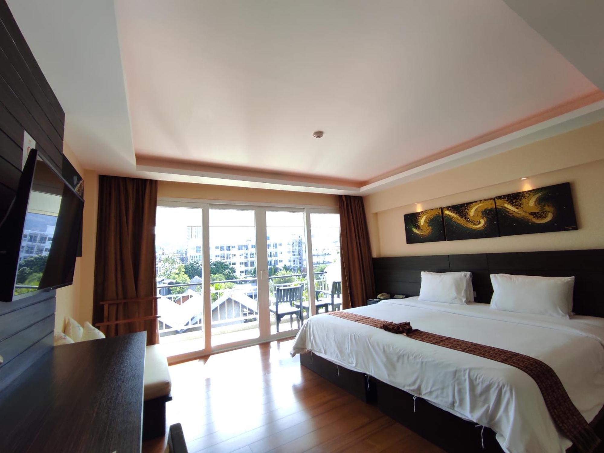 R-mar And Patong, Phuket