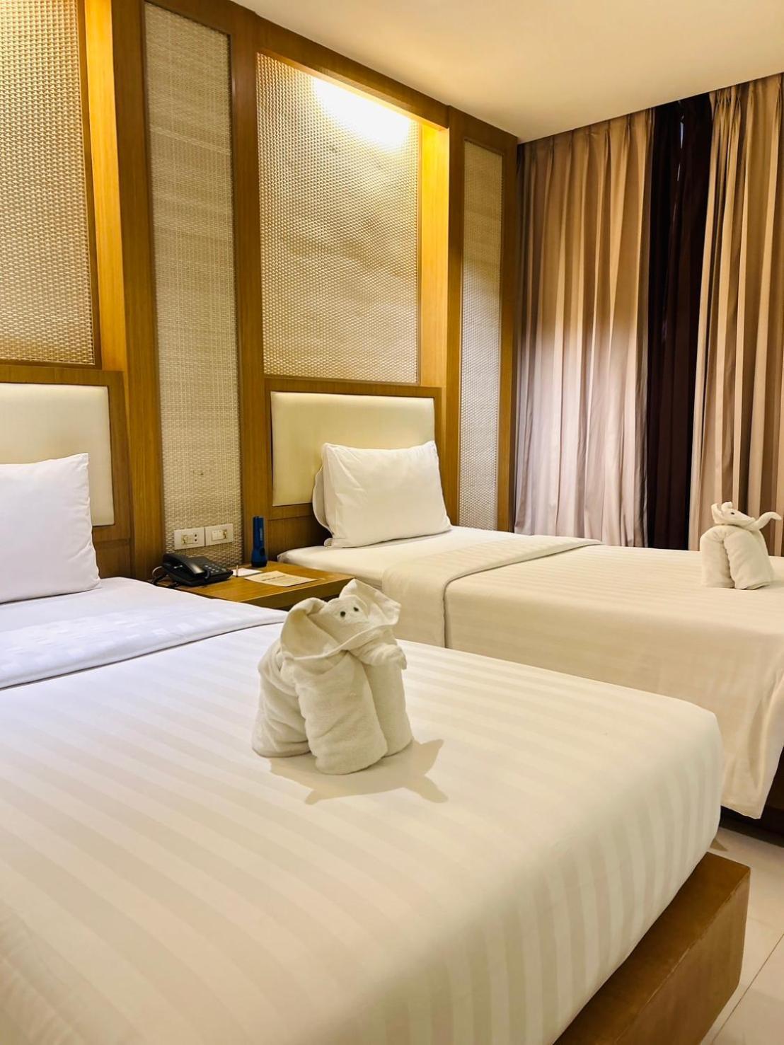 Ashlee Plaza & Hotel