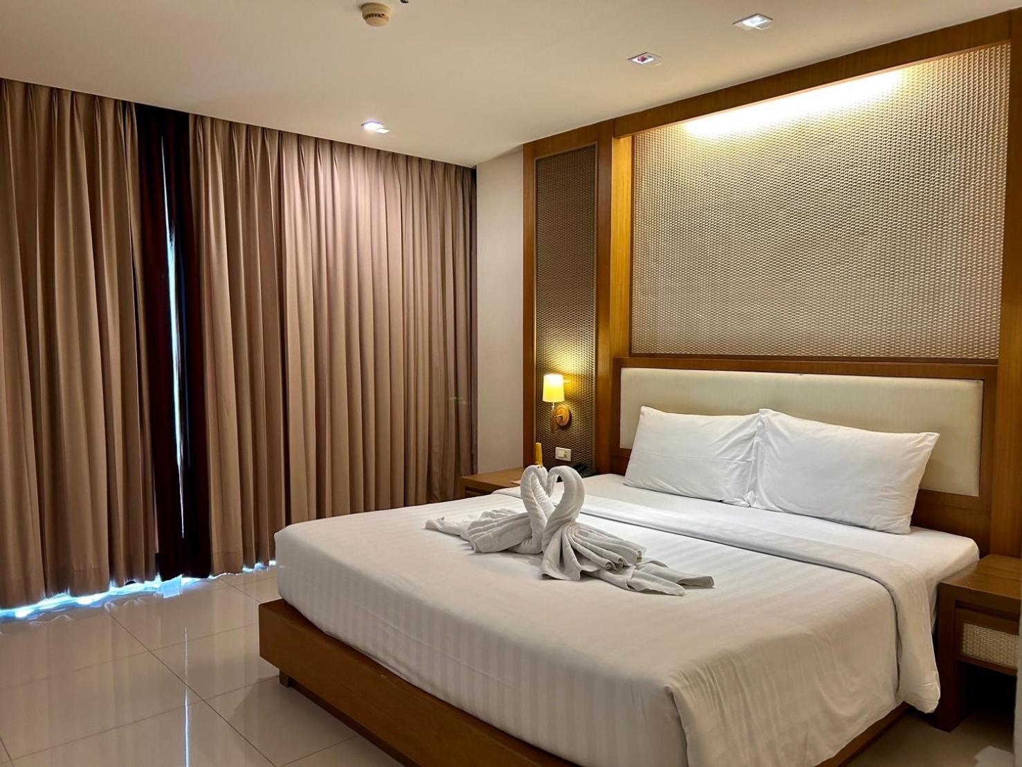 Ashlee Plaza & Hotel Patong