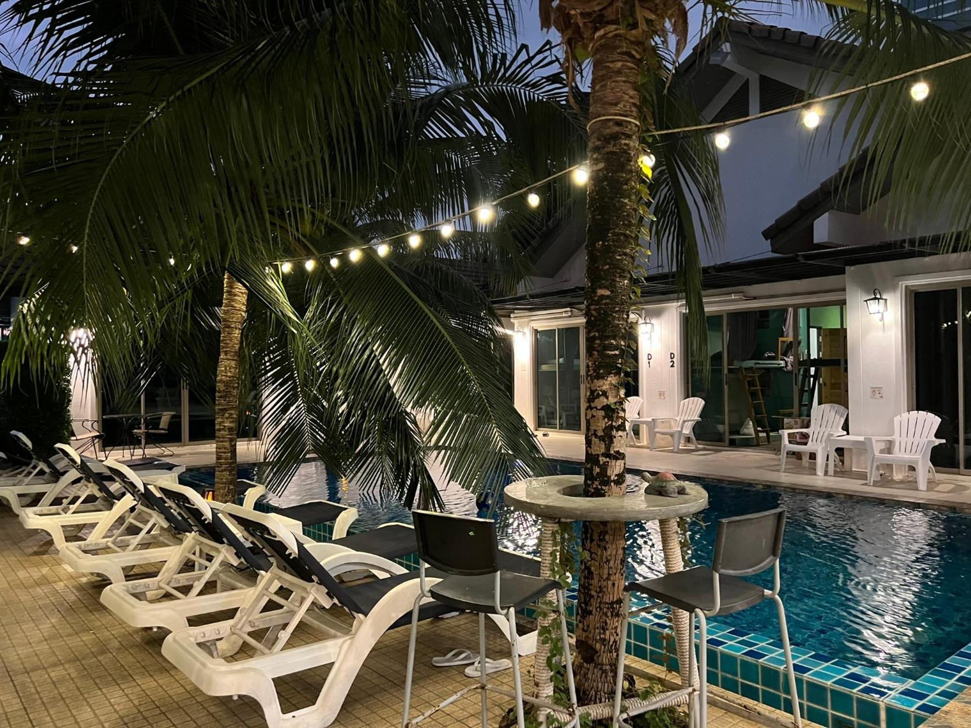 The Snug Airportel - Phuket Airport Gasthof Nai Yang Beach