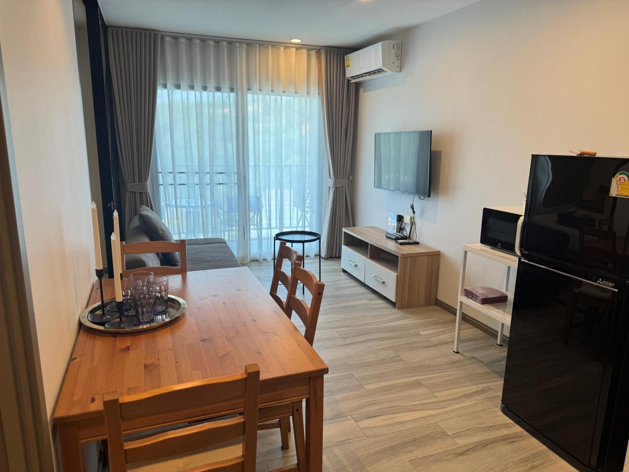 Pangsapuri The Title Residences, Naiyang Beach, Phuket