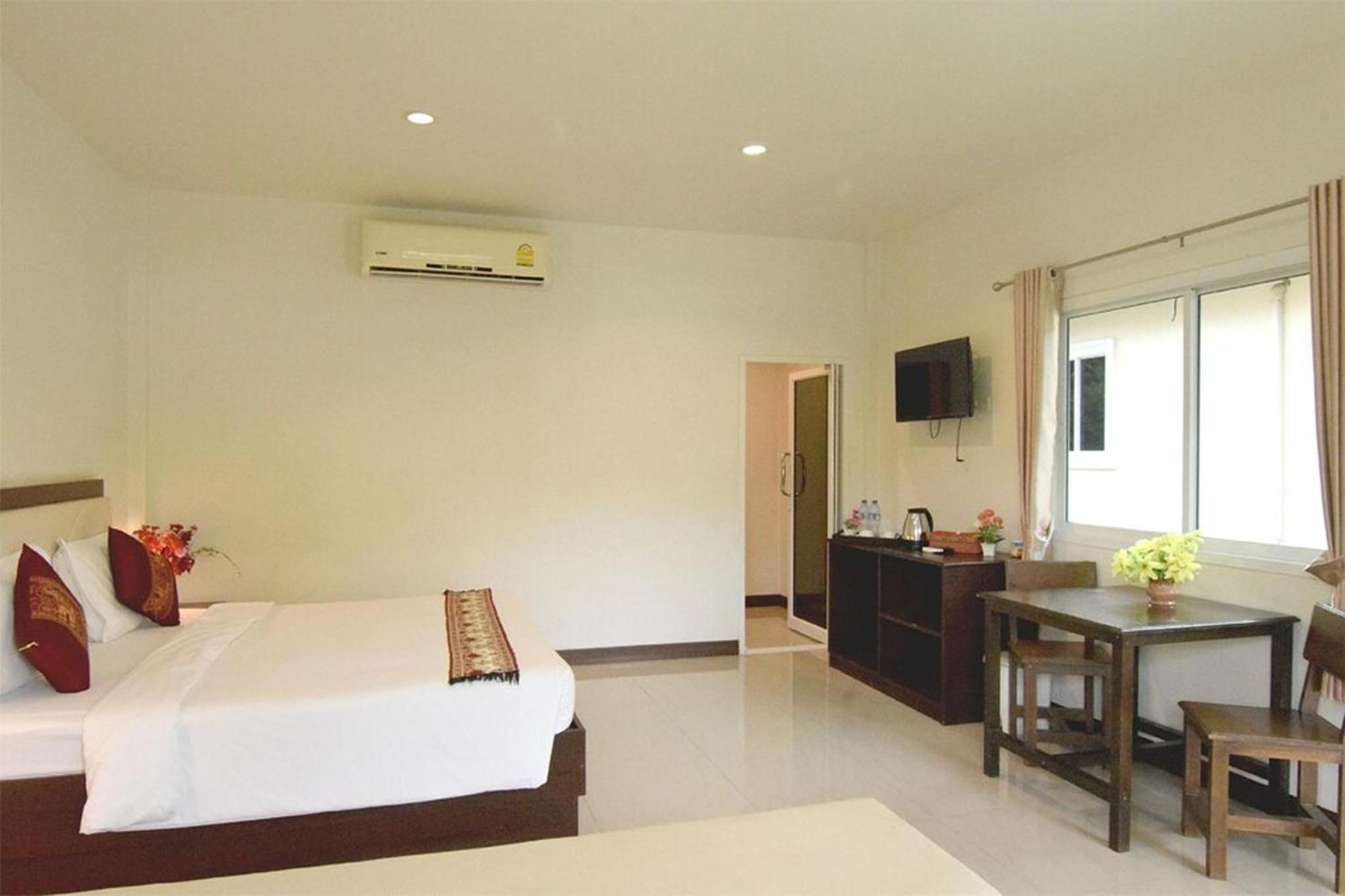 Hotel Airport 3*