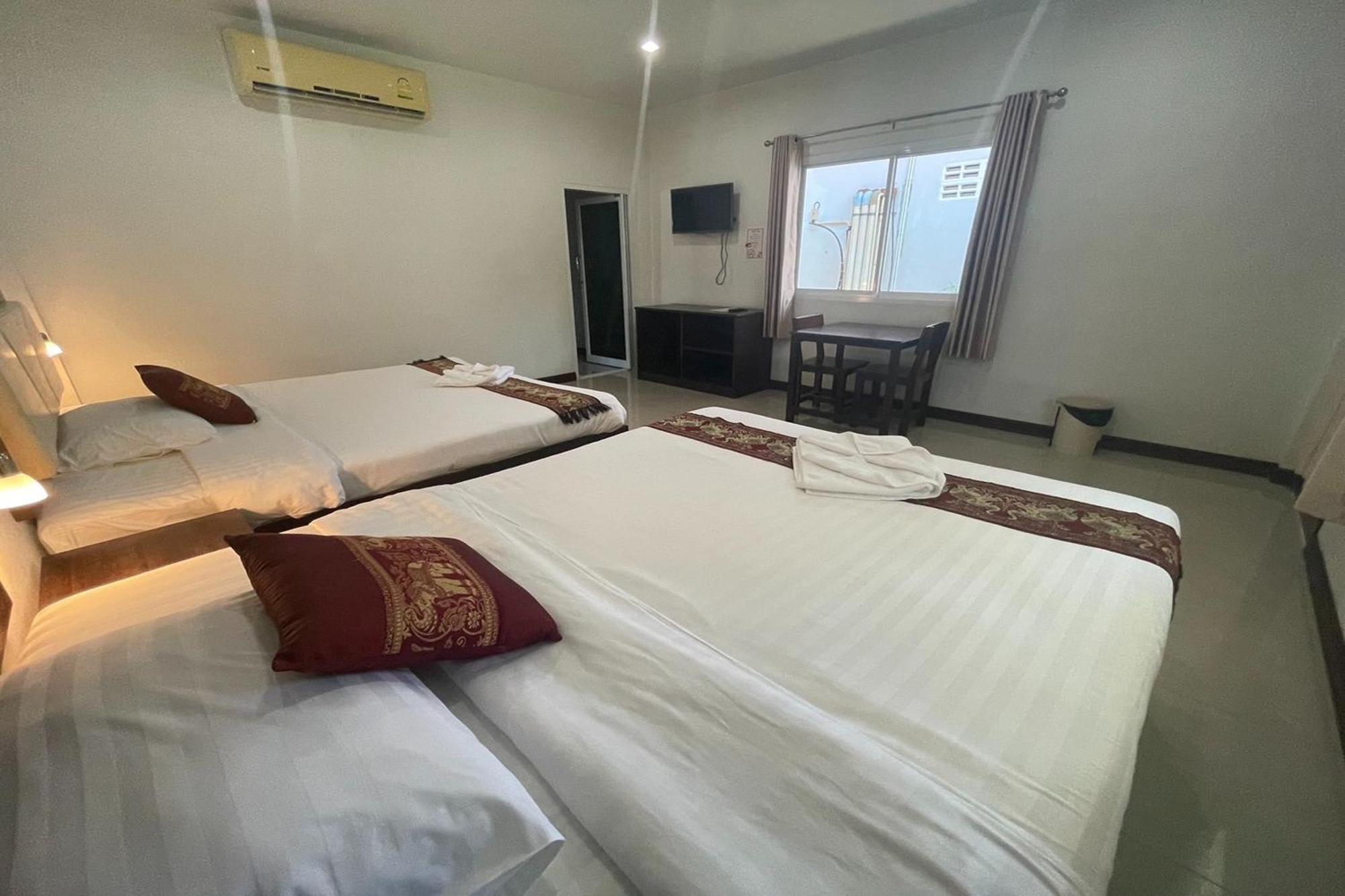Hotel Airport 3*