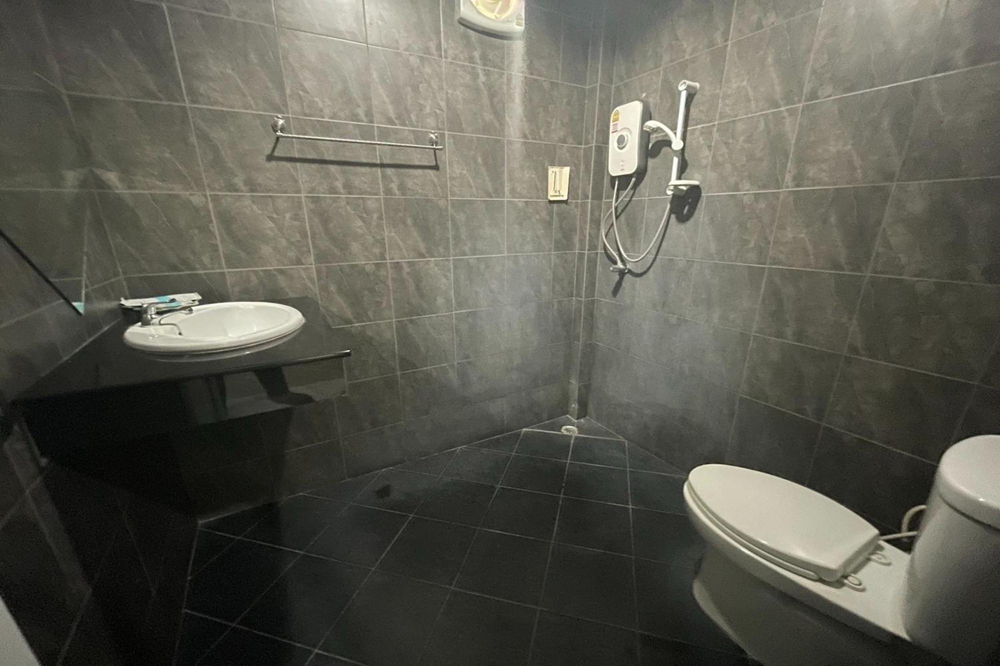 Hotel Airport 3*