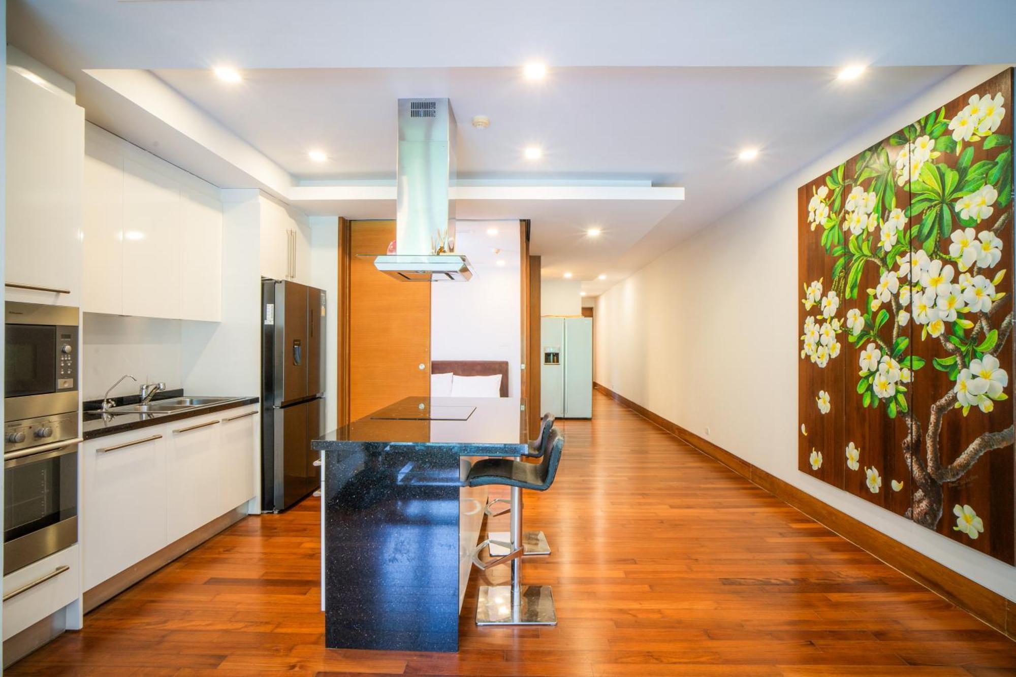 Modern Beachfront Naithon Apartment