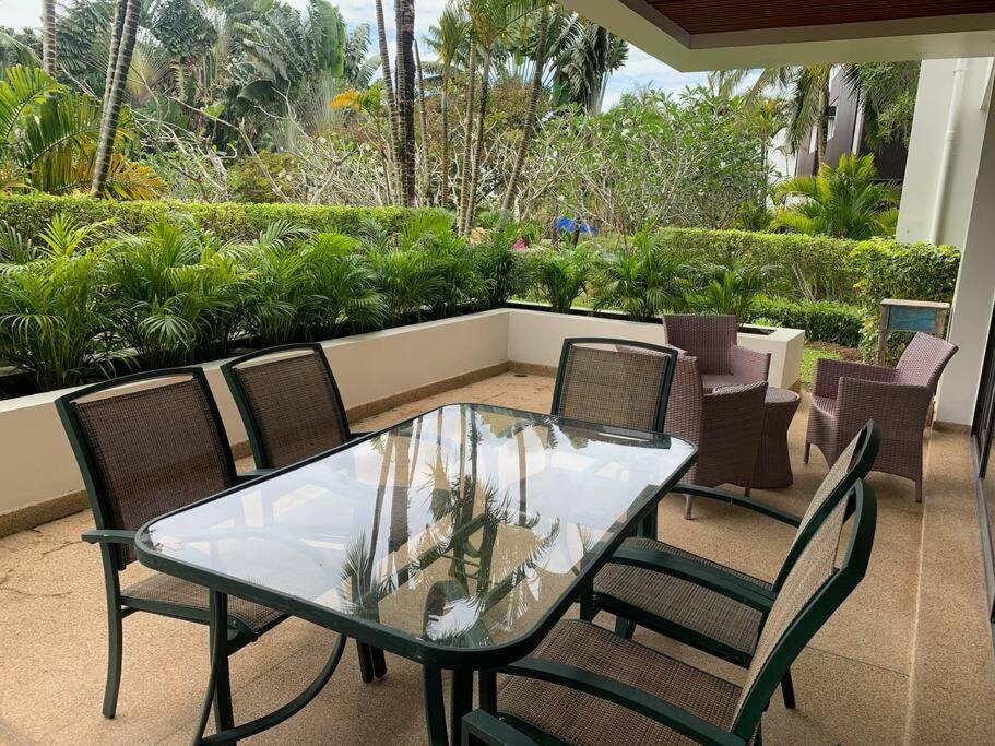 Stylish 5 Minutes Walk From Layan Apartment *