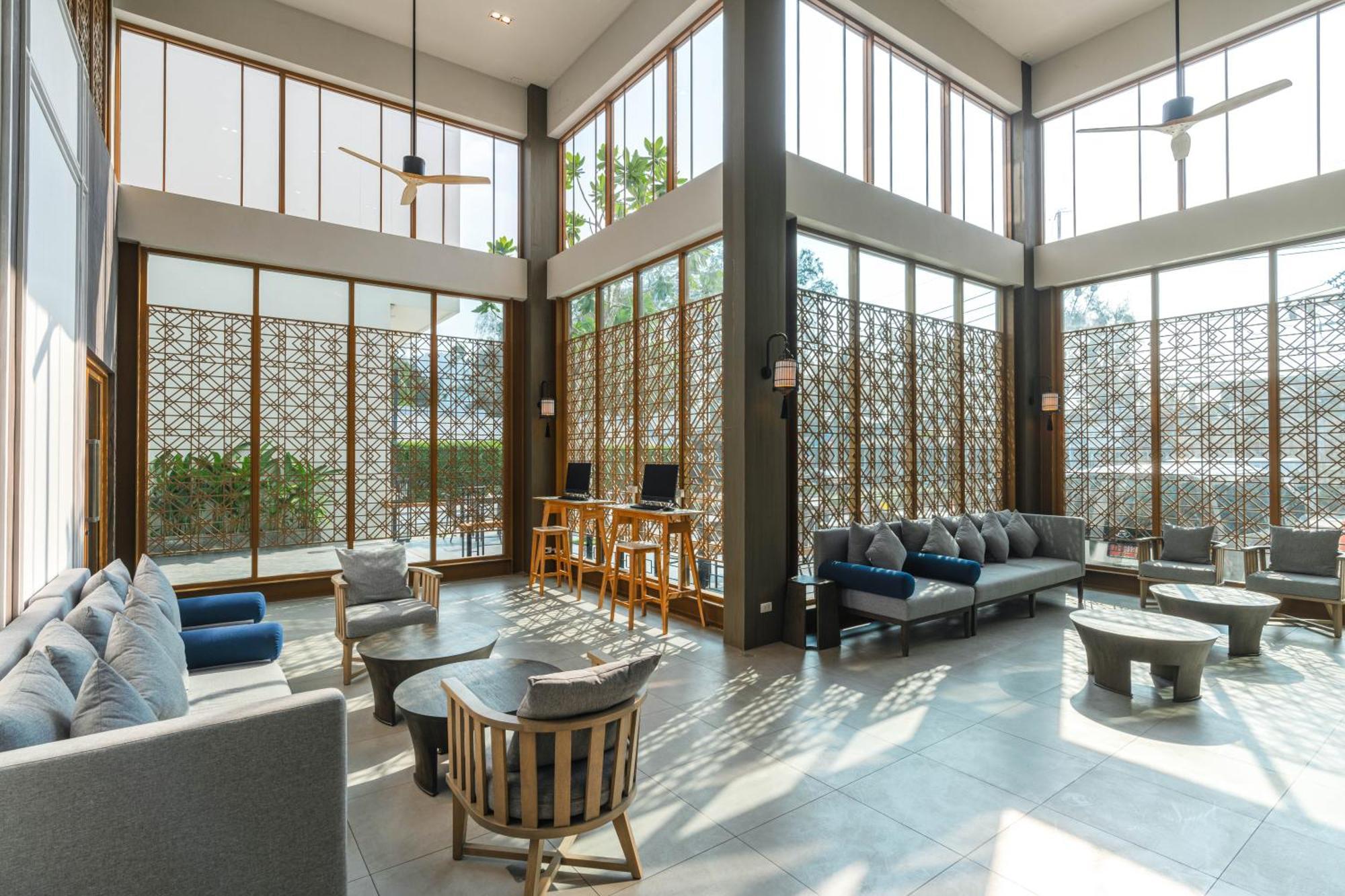 Bella Nara Phuket Naiyang Hotel