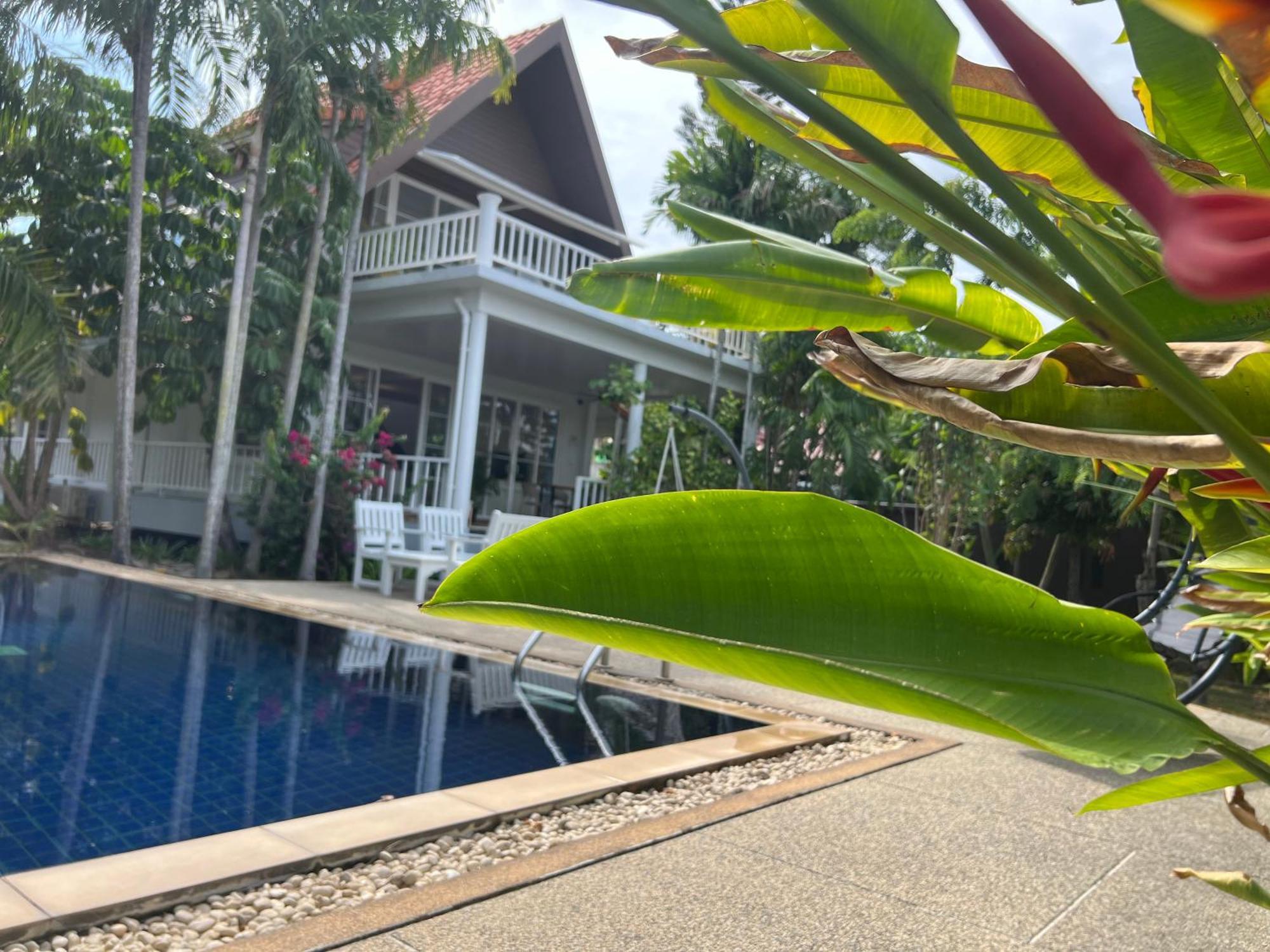 Luxurious Rawai Pousada