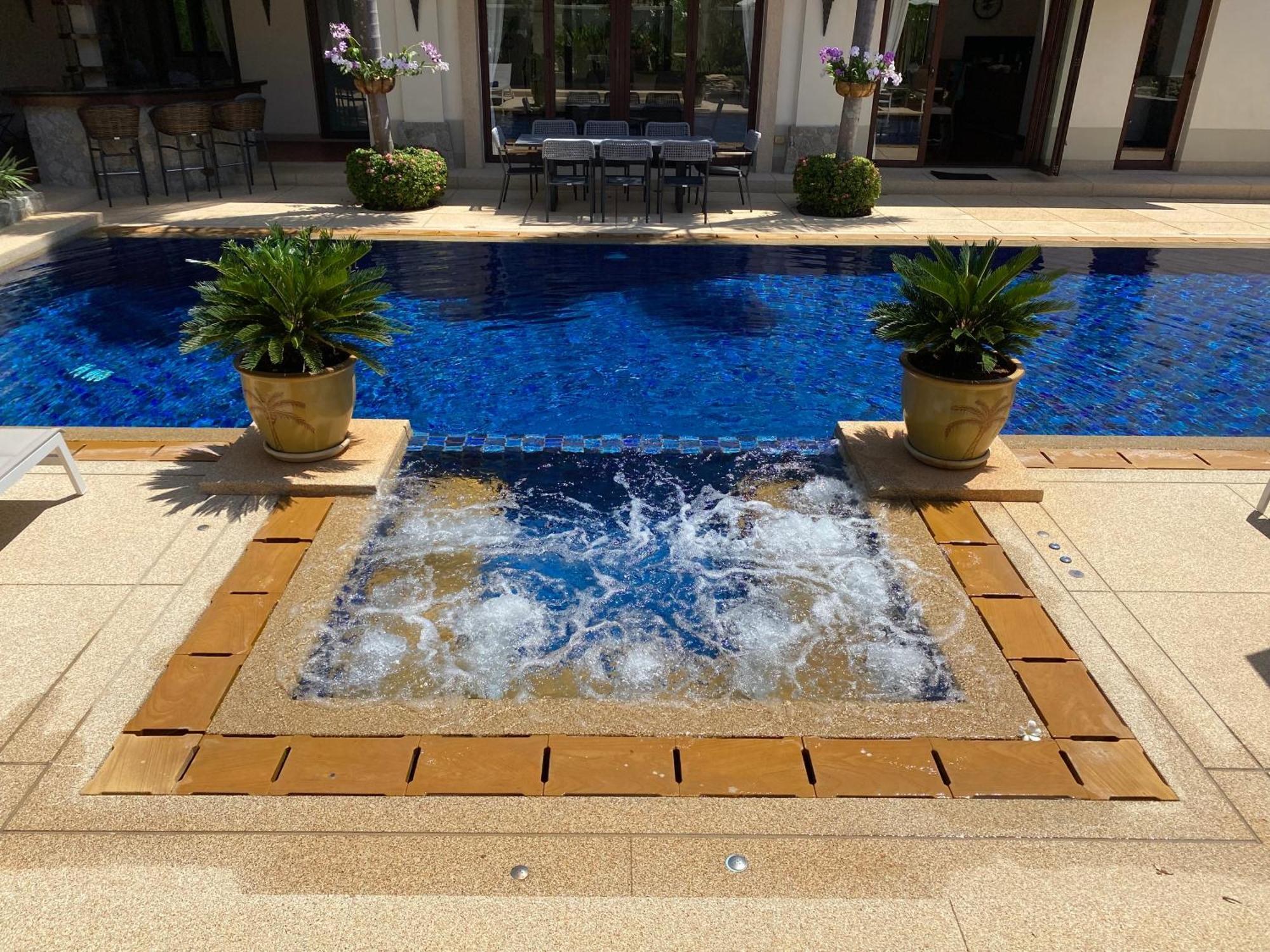Luxury Sai Taan In Villa