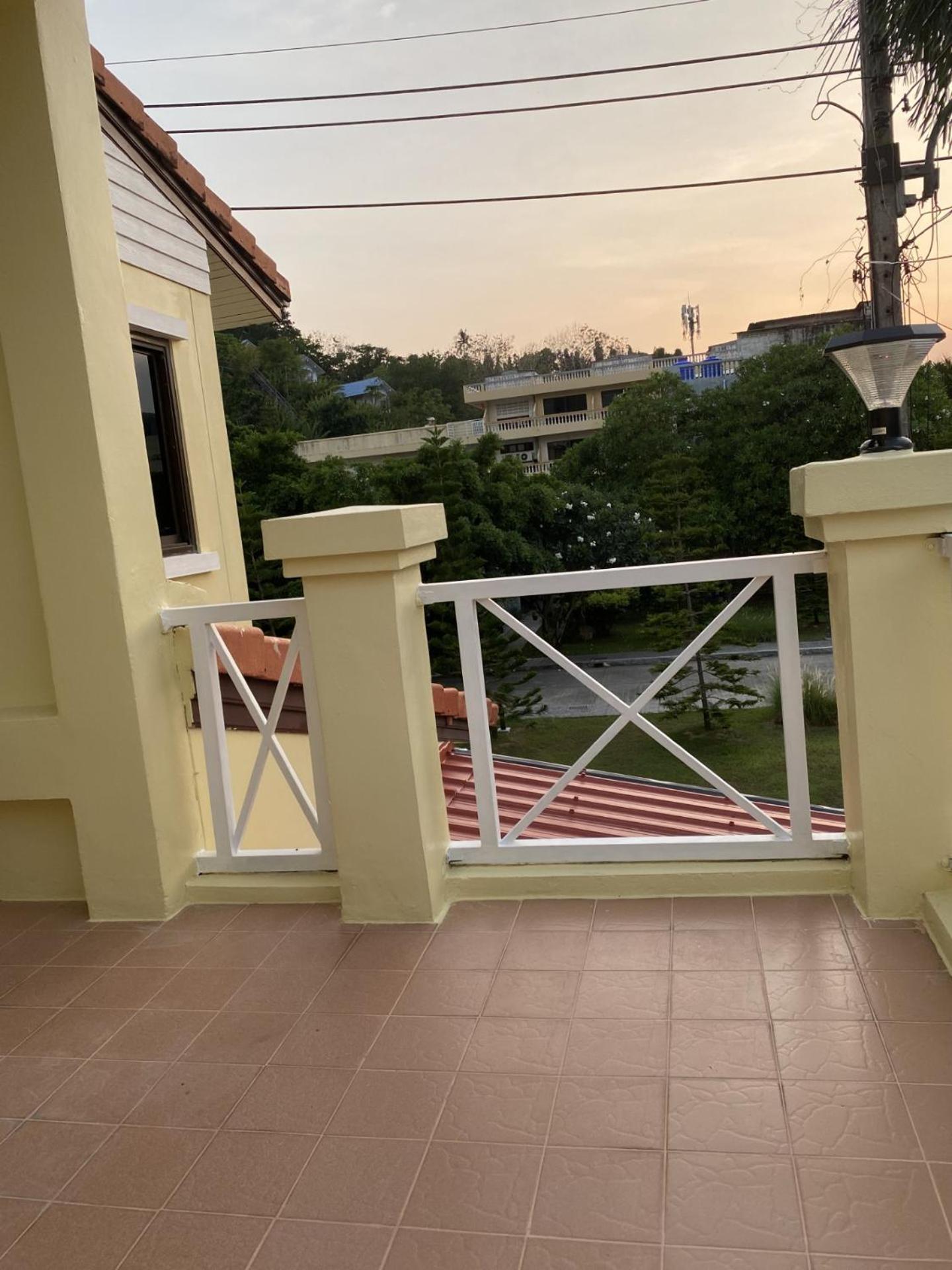 Apartment Townhouse