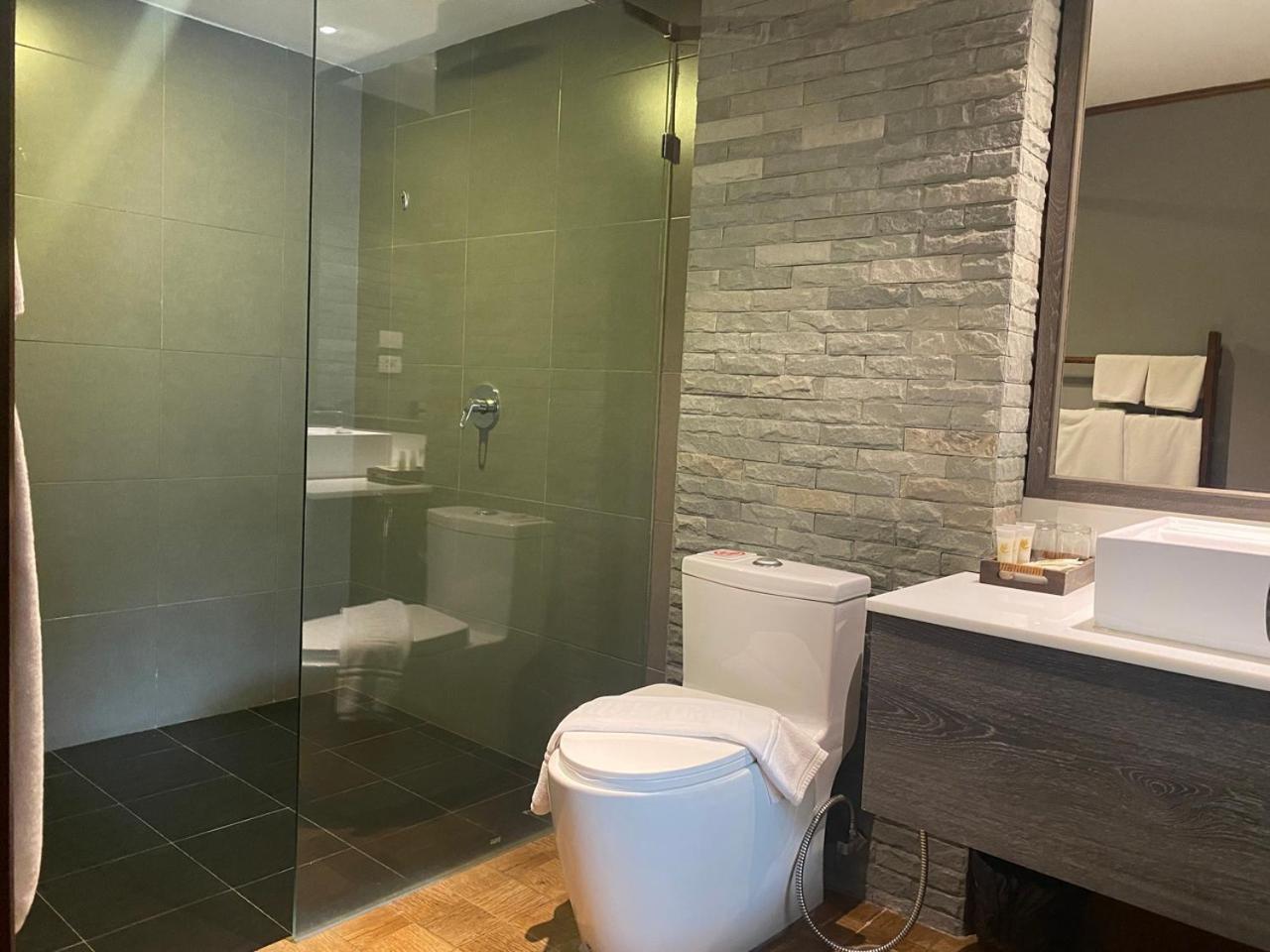 Naiya Buree Boutique Resort Nai Harn