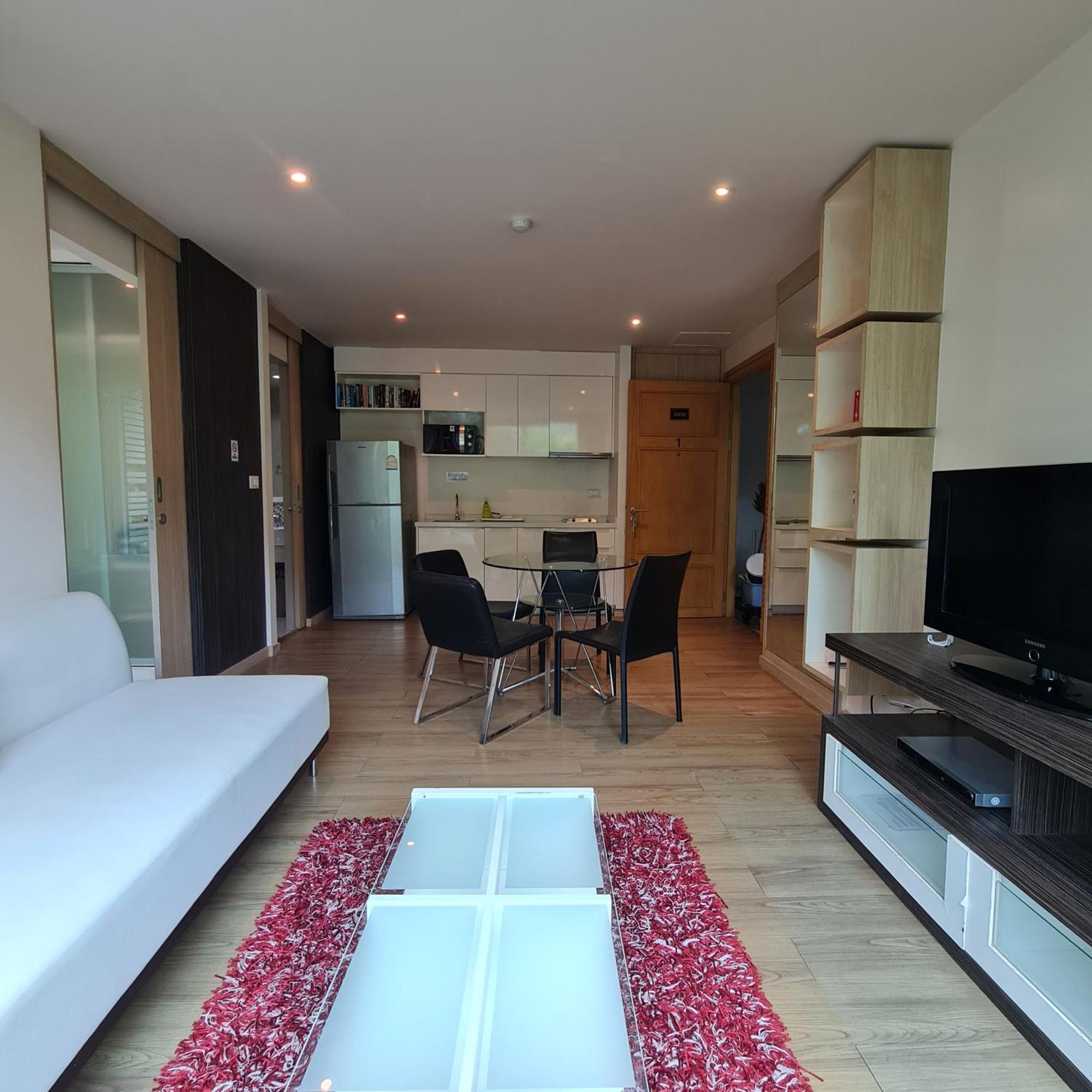 Hotel The Baycliff Residences Patong