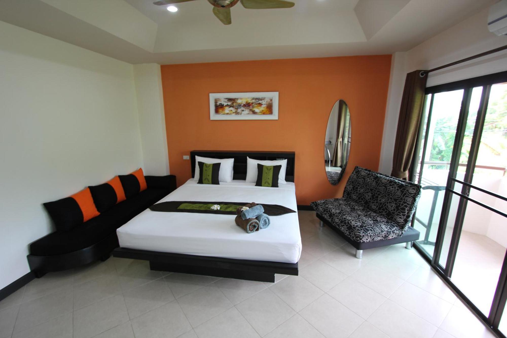 Babylon Pool Resort