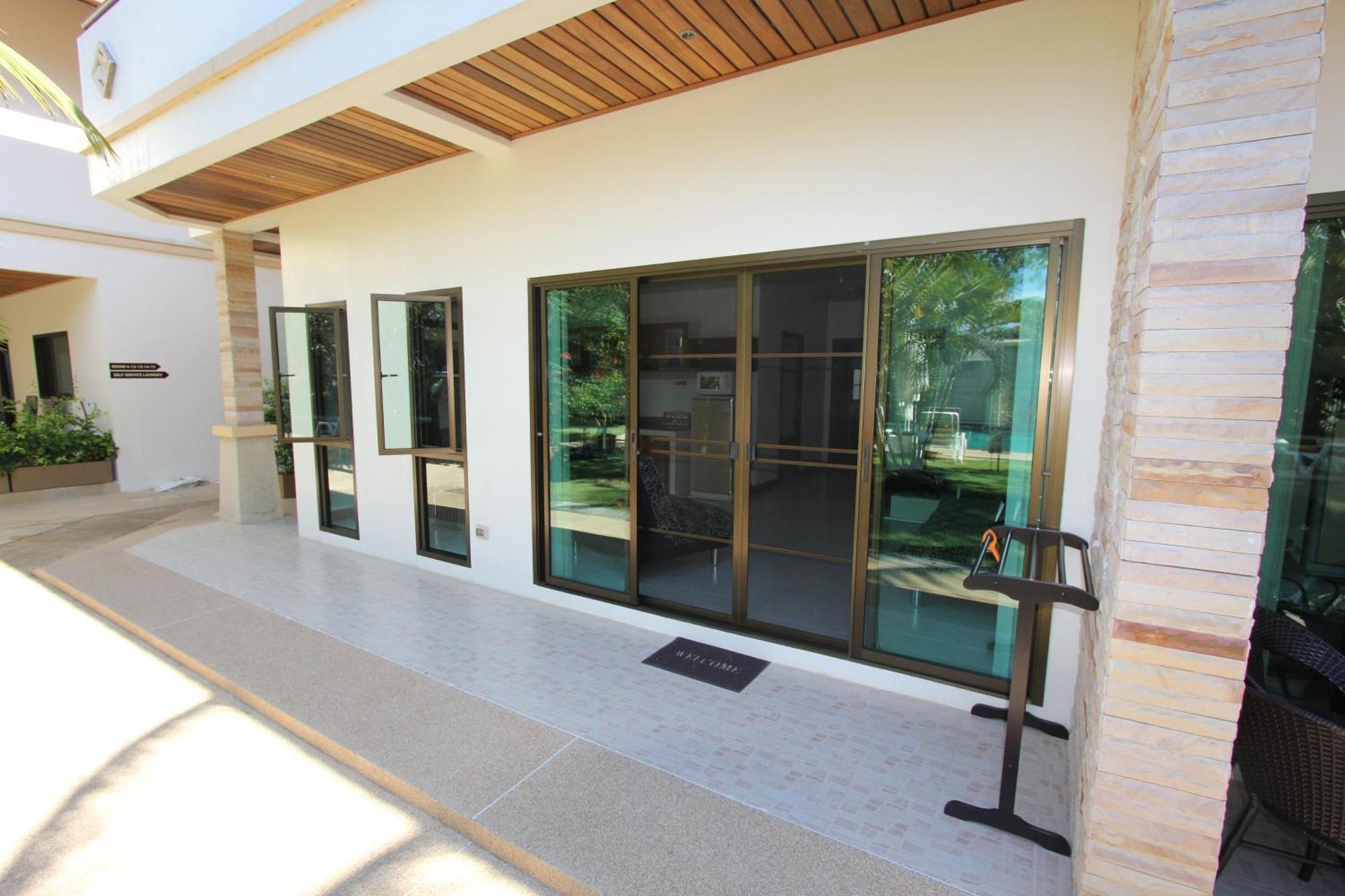 Resort Babylon Pool Nai Harn