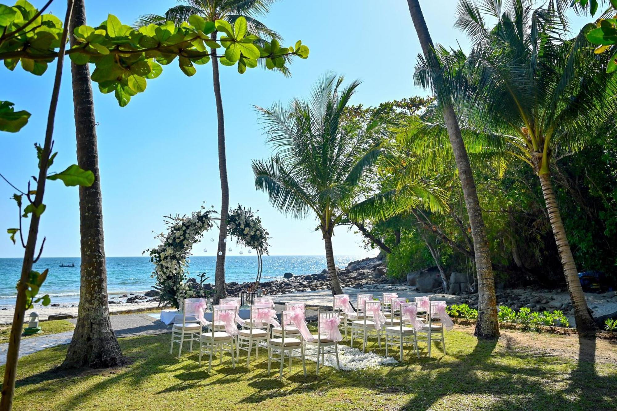 Le Meridien Phuket - Sha Extra