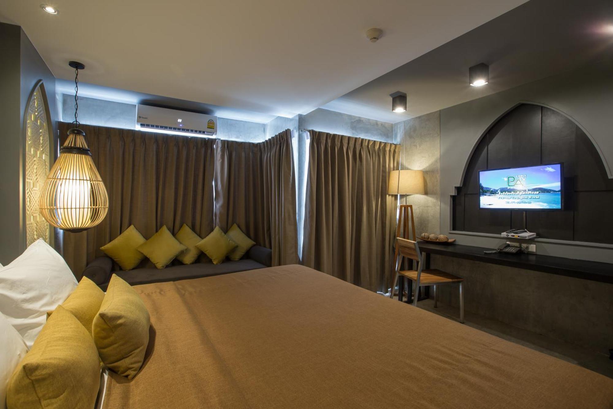 Hotel Signature Boutique 3*