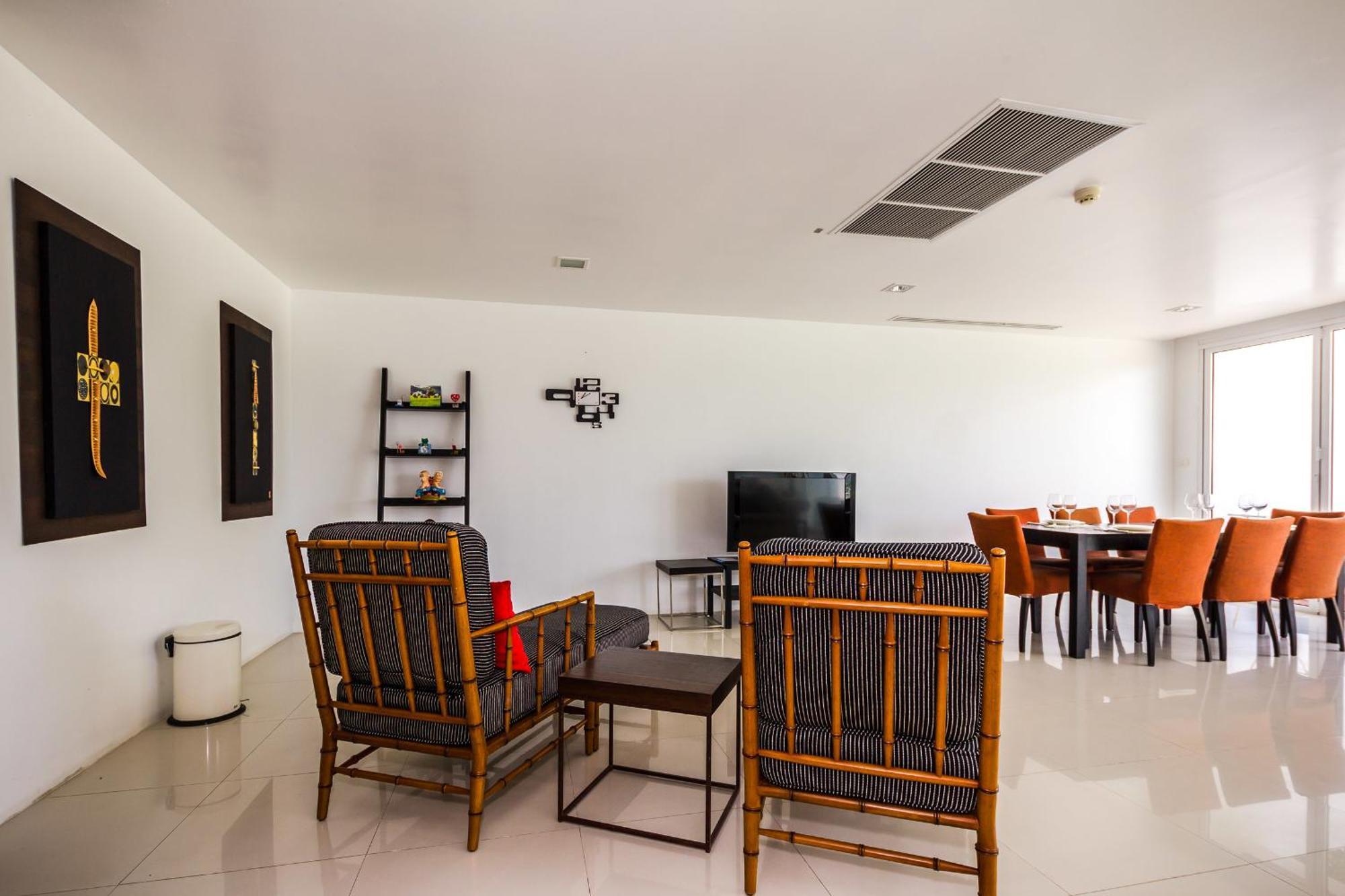 Jirana Villa