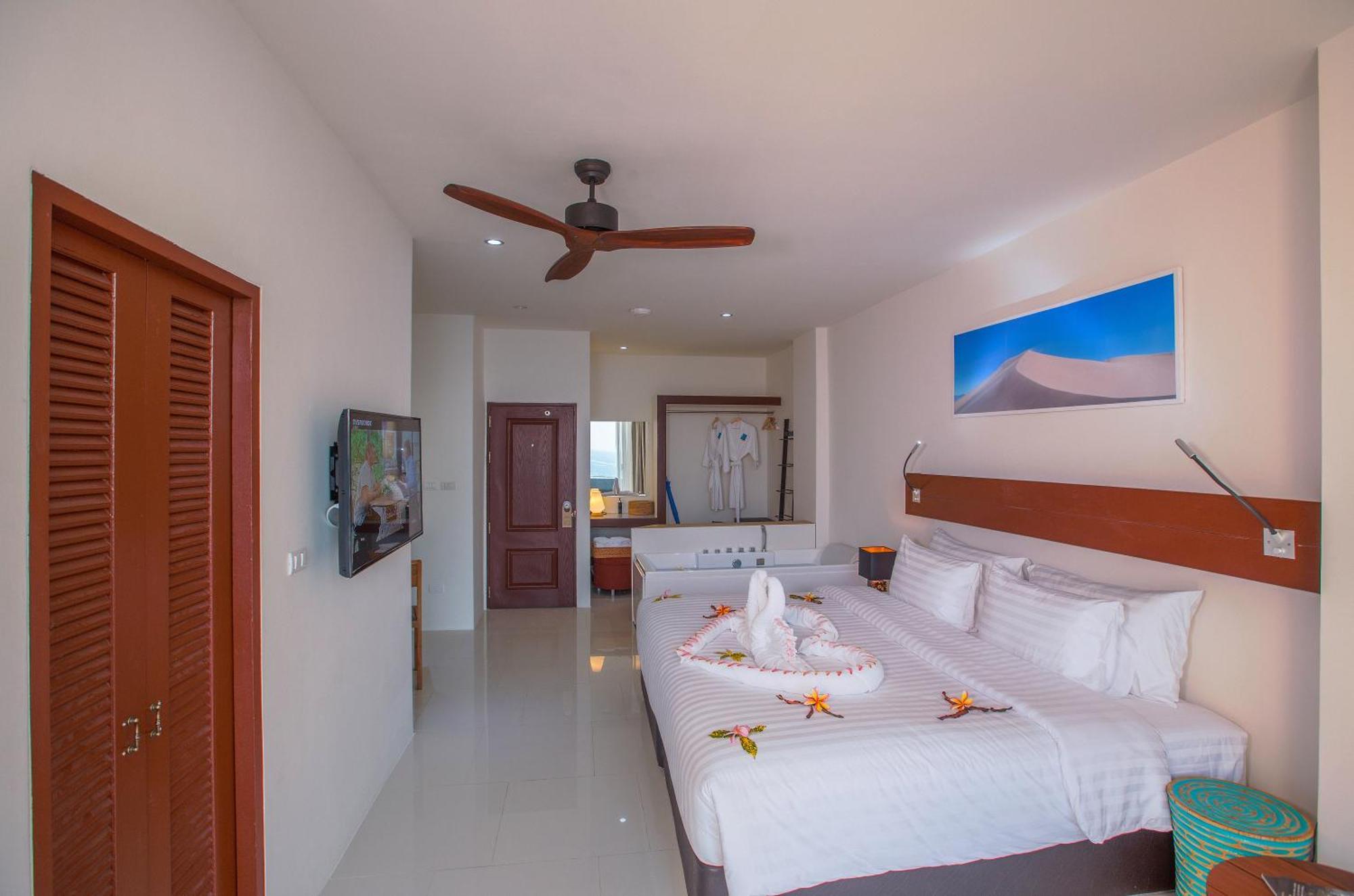 Norn Talay Phuket 4*