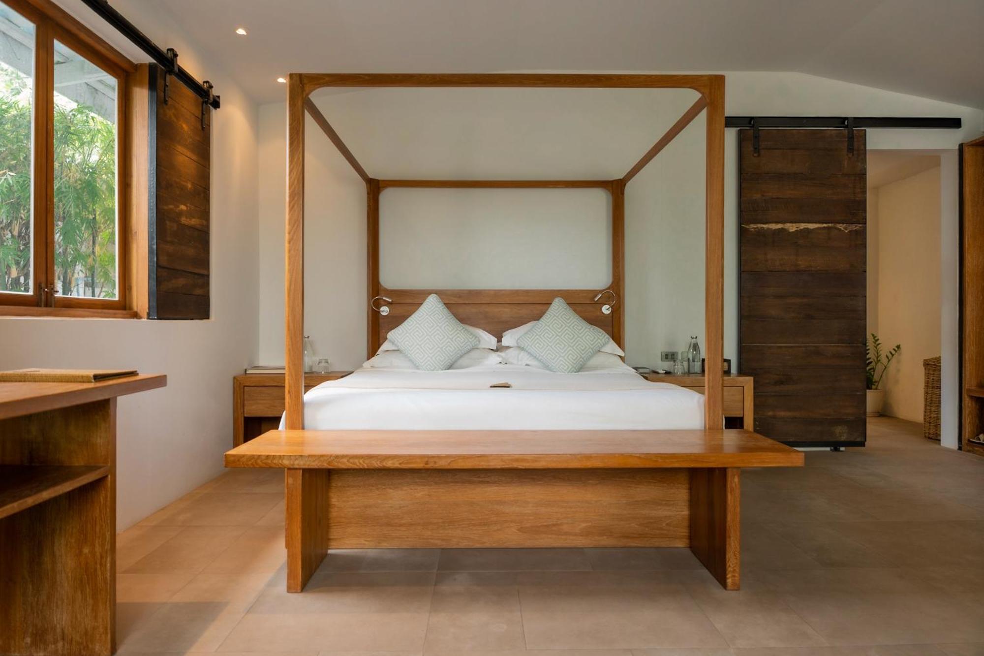 Resort The Cove Cape Panwa