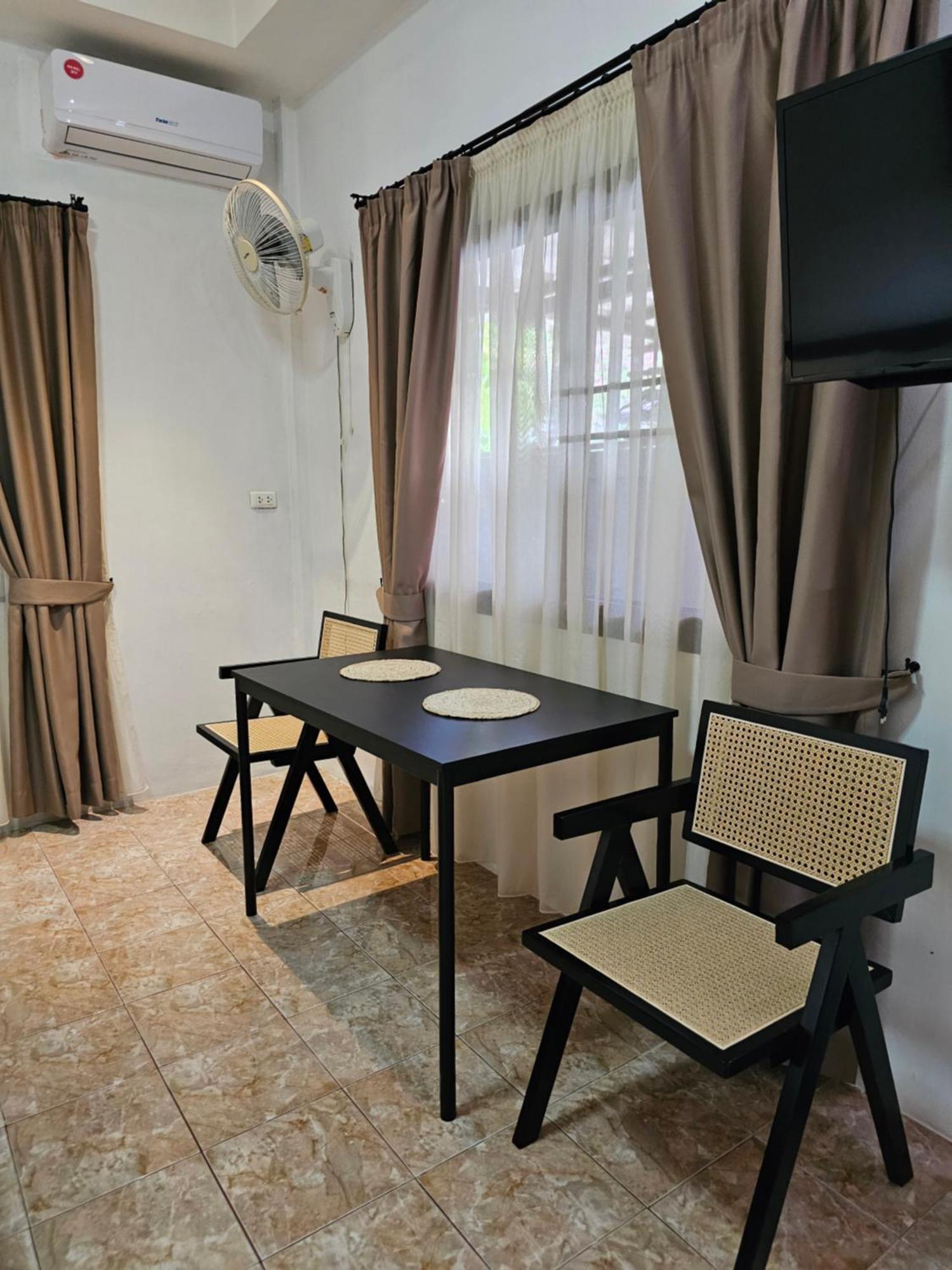 Bungalow Rumah percutian