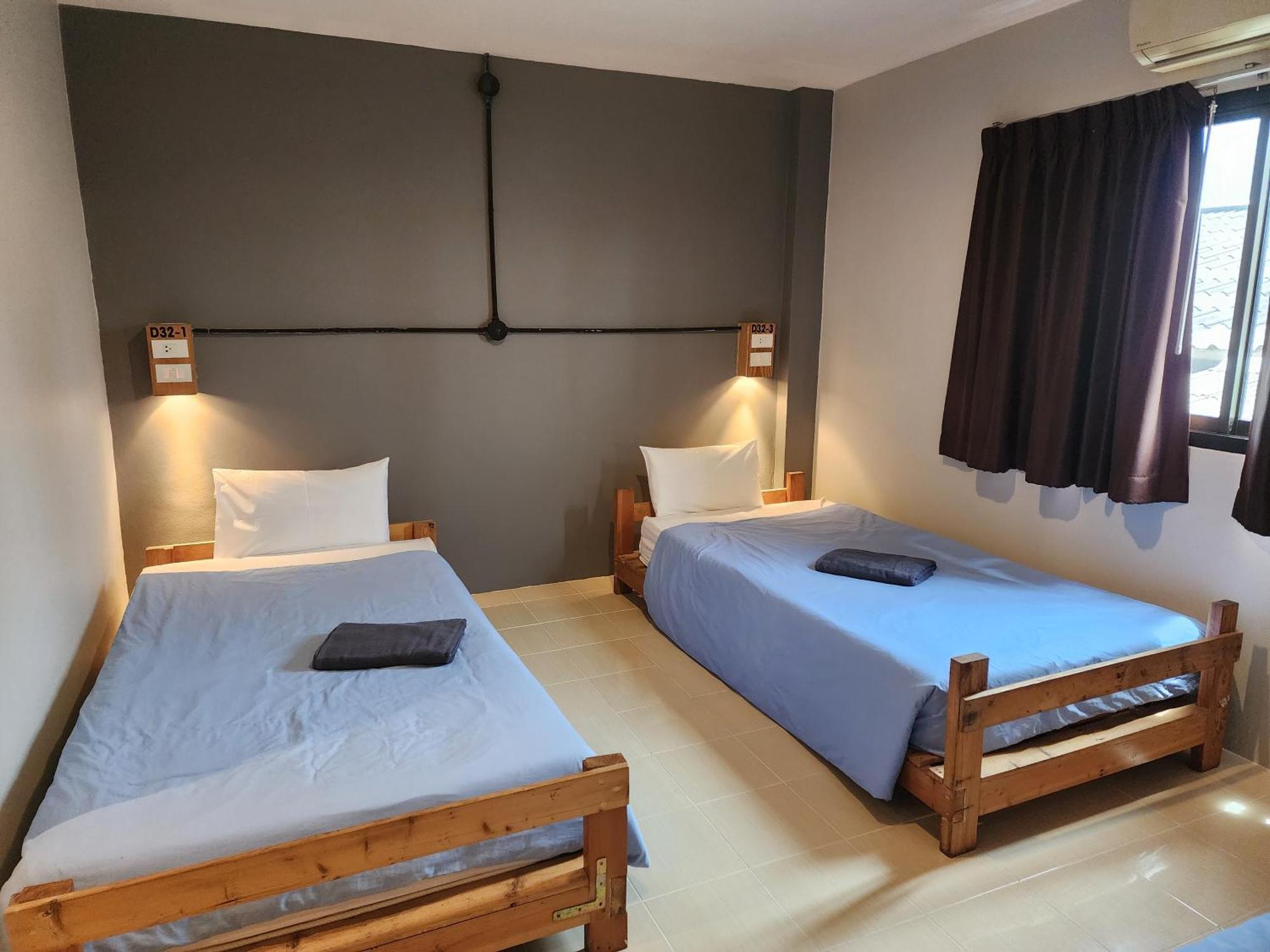 Asrama Dfeel House Patong