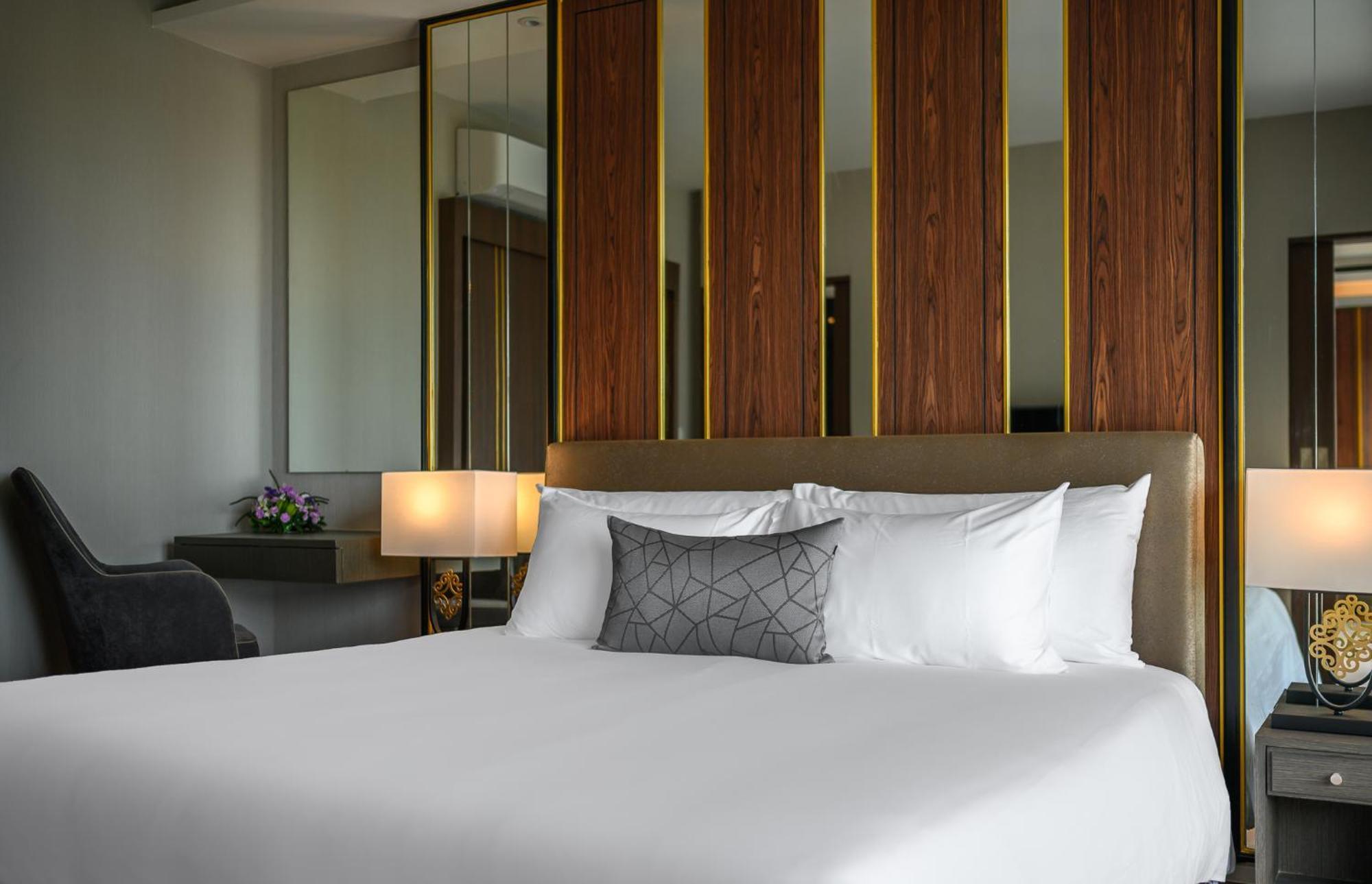 Hotel Mida Grande Phuket Official Account 5*
