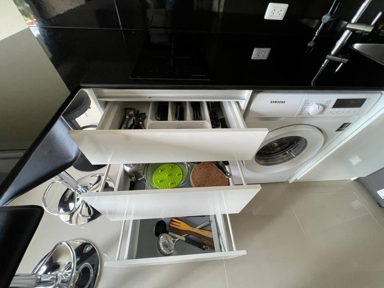 Naiharn Pearl By Villacarte Appartement Nai Harn