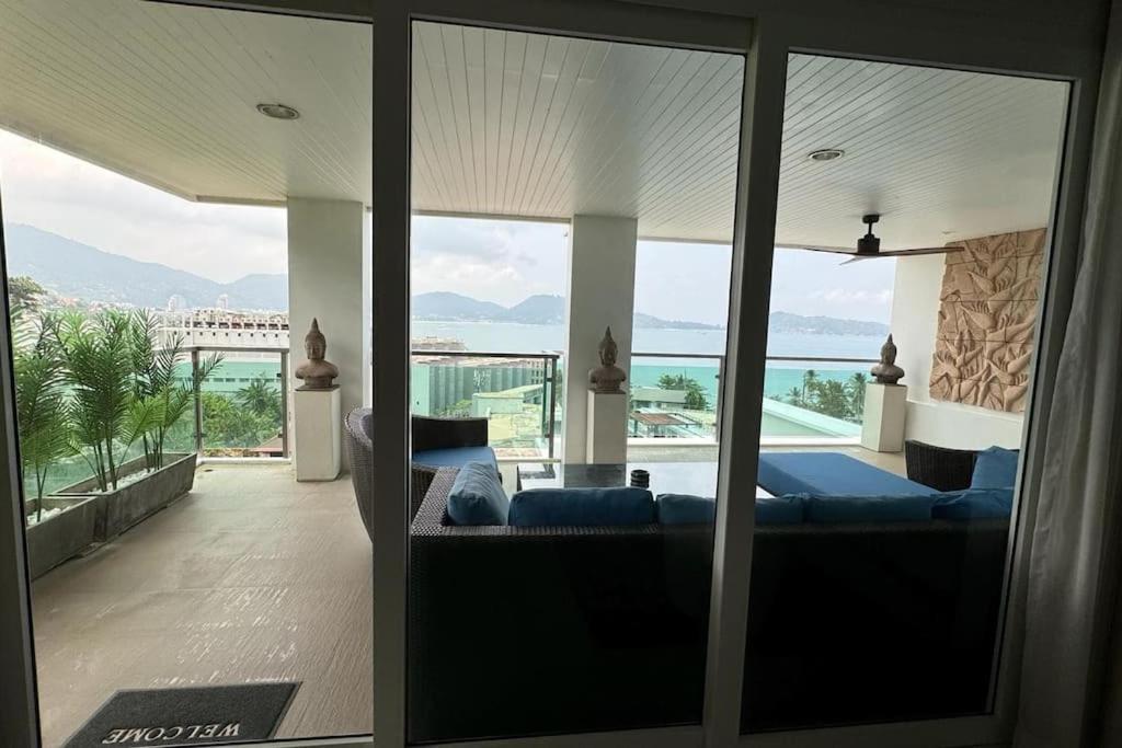 Baycliff 3-bedroom 160 M2 With Sea View Terrace Apartment *