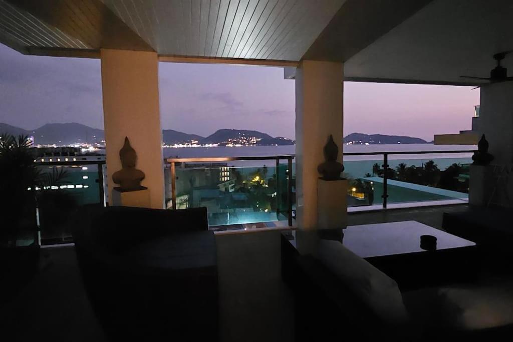 Baycliff 3-bedroom 160 M2 With Sea View Terrace