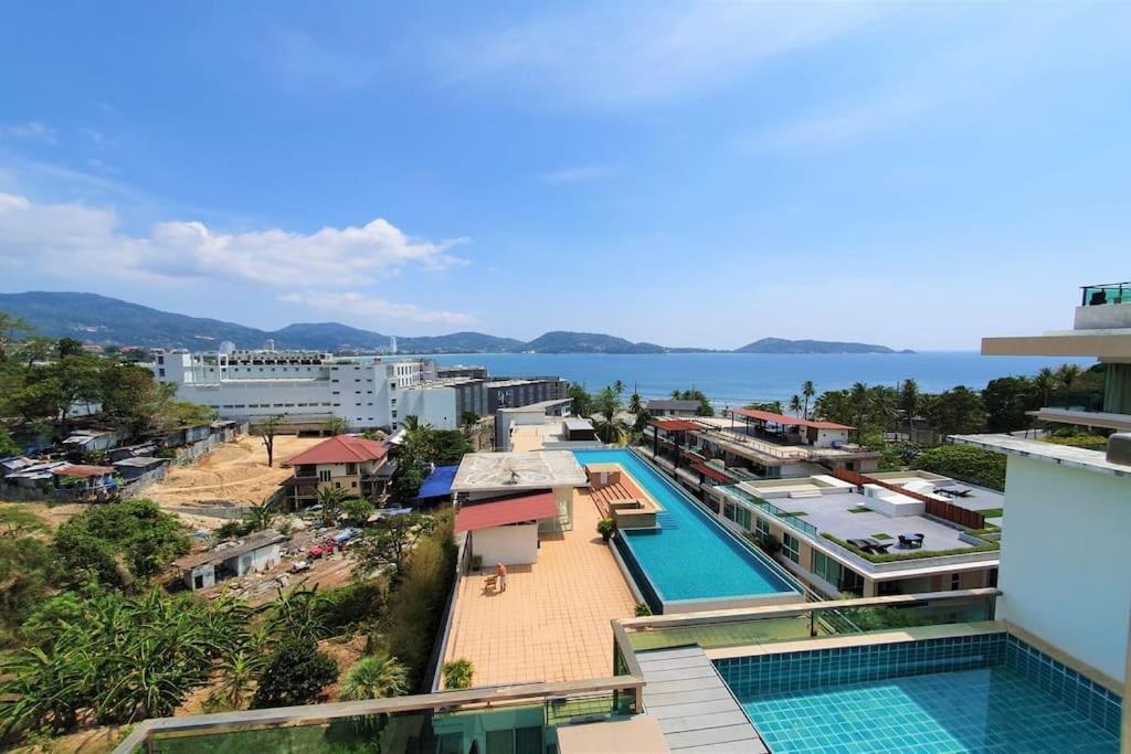 Baycliff 3-bedroom 160 M2 With Sea View Terrace Apartment
