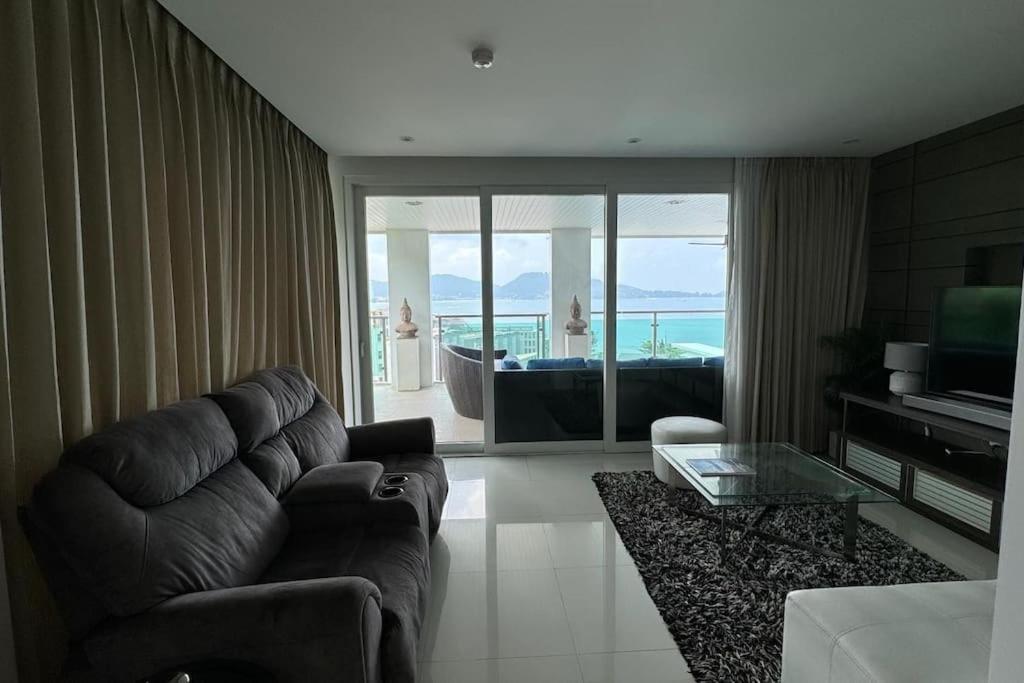 Apartment Baycliff 3-bedroom 160 M2 With Sea View Terrace