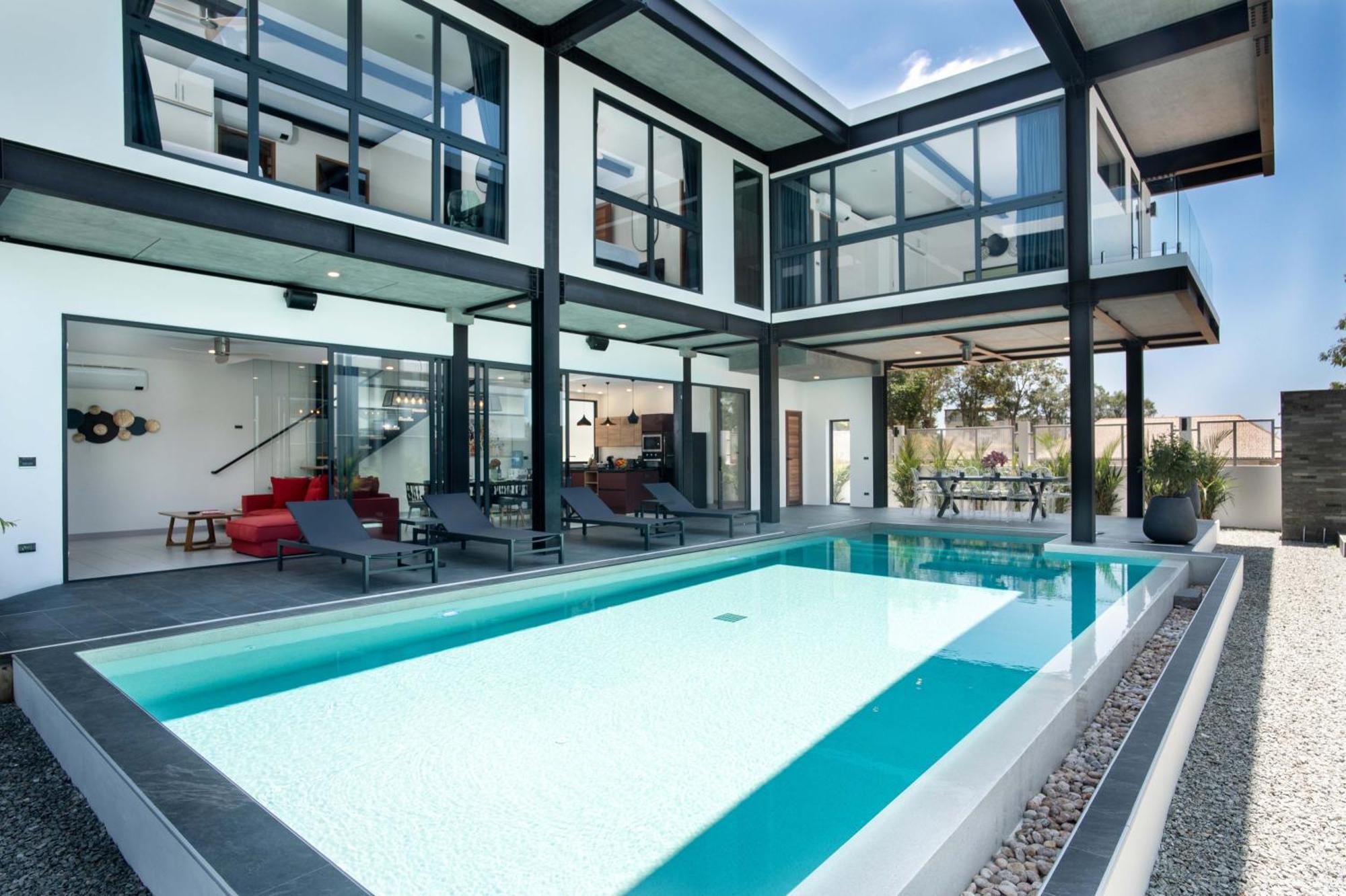 Trendy Loft-style 4br Pool Sunset Garden 7 Vila
