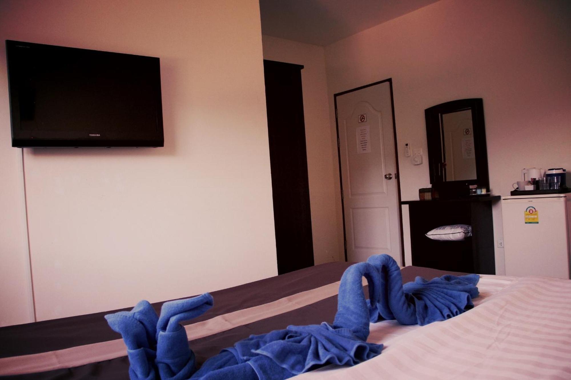 Tropical Sands Guest house 3*